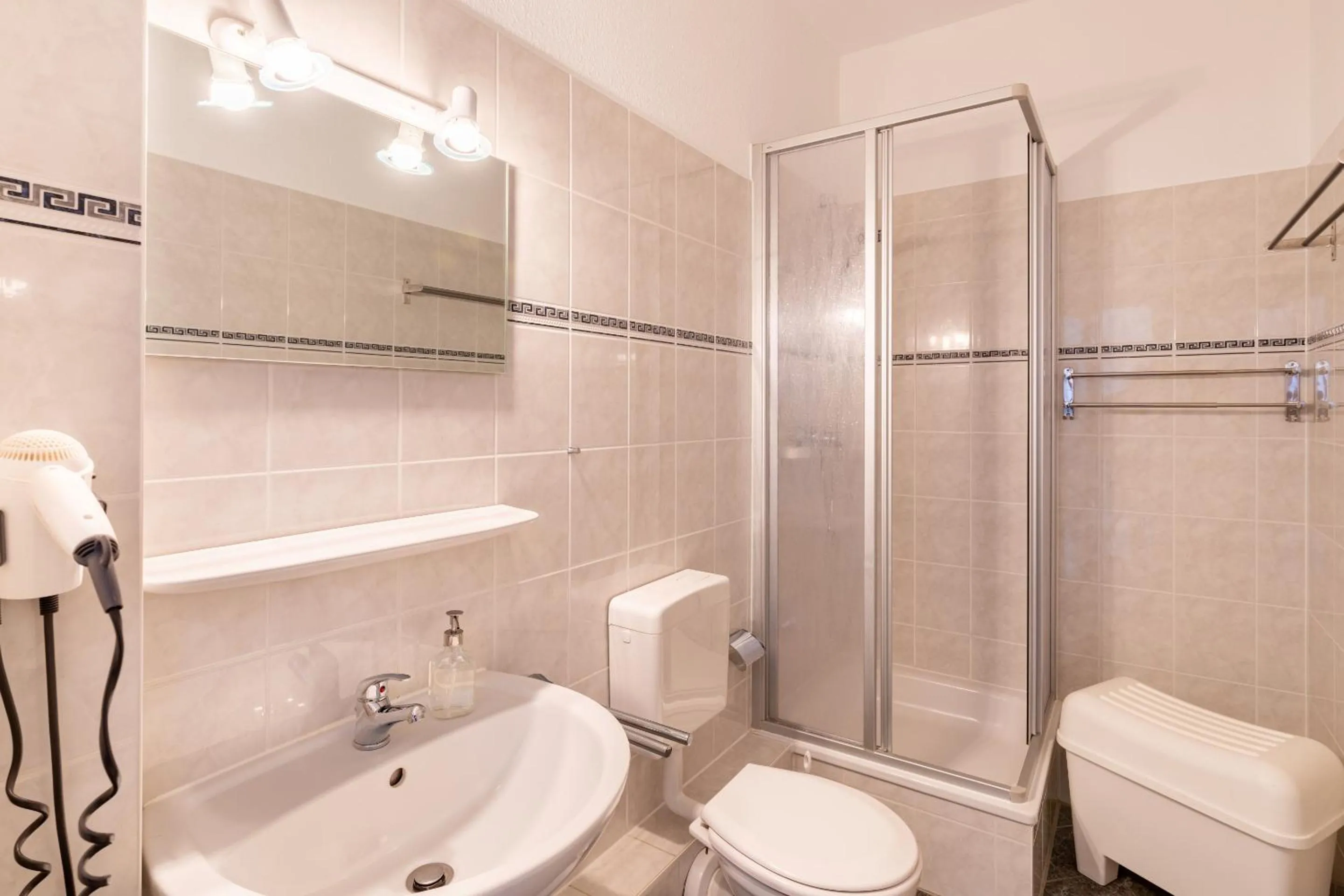 Bathroom in Pension Wald und See
