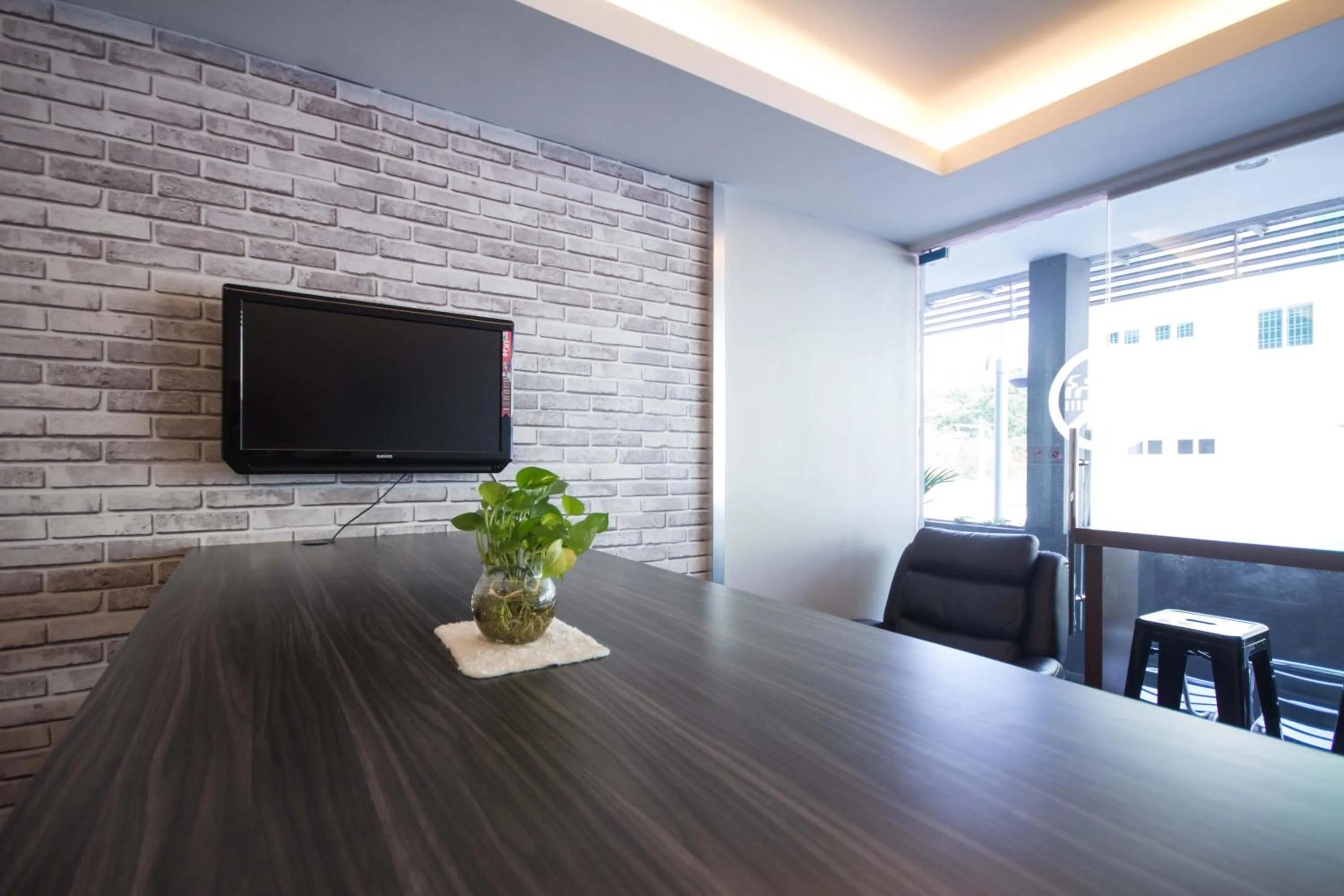 TV and multimedia in Chariton Hotel Ipoh