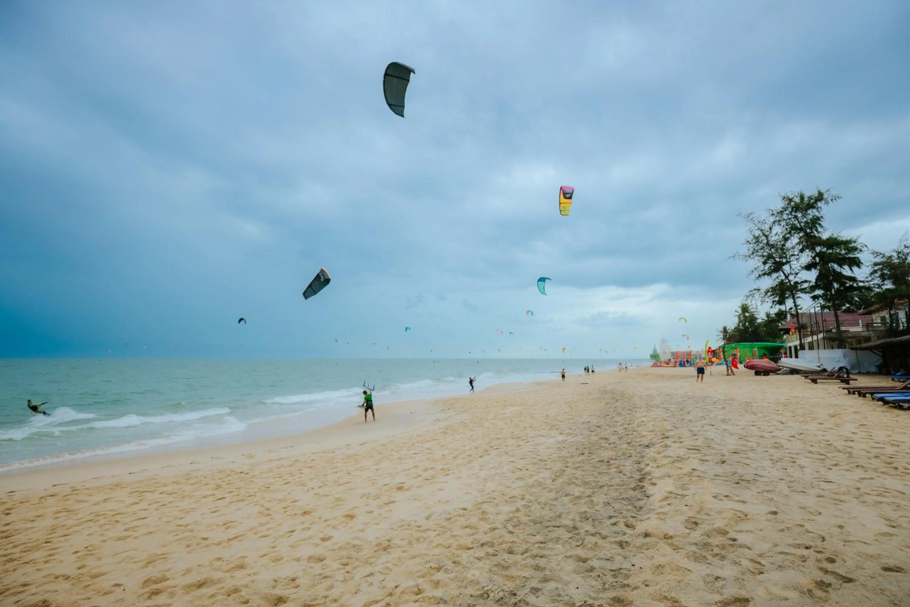 Le Aqua Resort & Spa Phan Thiet - Swiss Village Resort & Spa