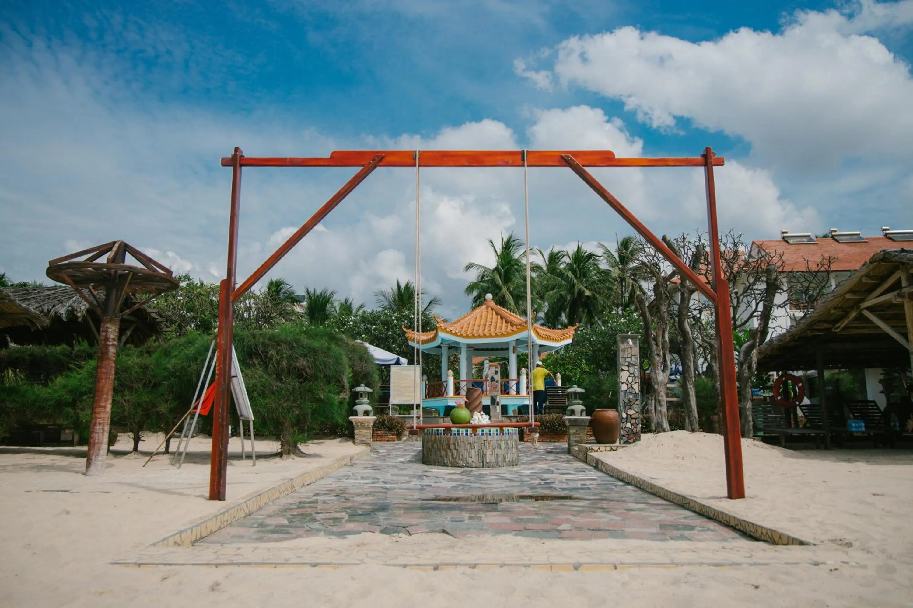 Le Aqua Resort & Spa Phan Thiet - Swiss Village Resort & Spa