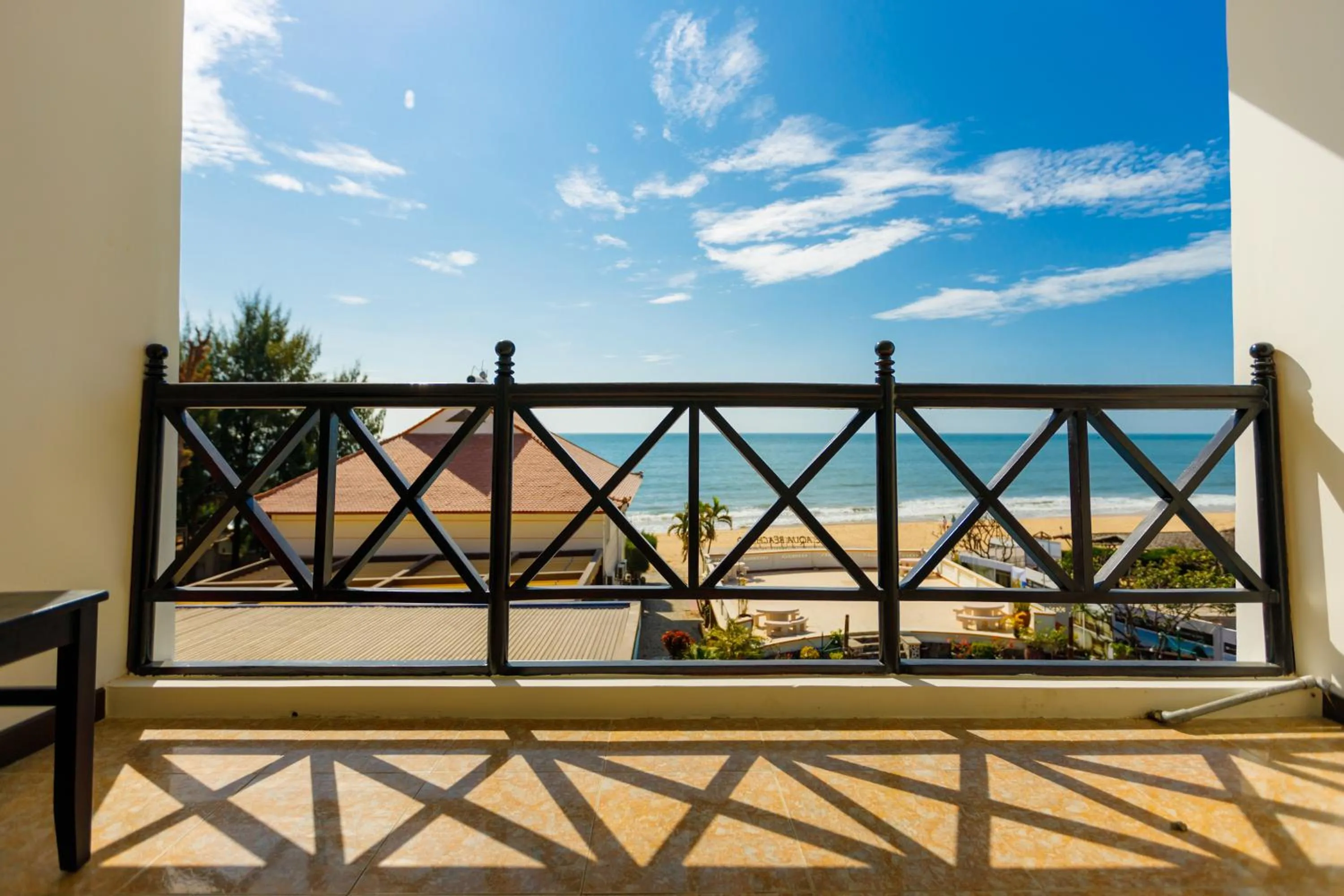 Le Aqua Resort & Spa Phan Thiet - Swiss Village Resort & Spa