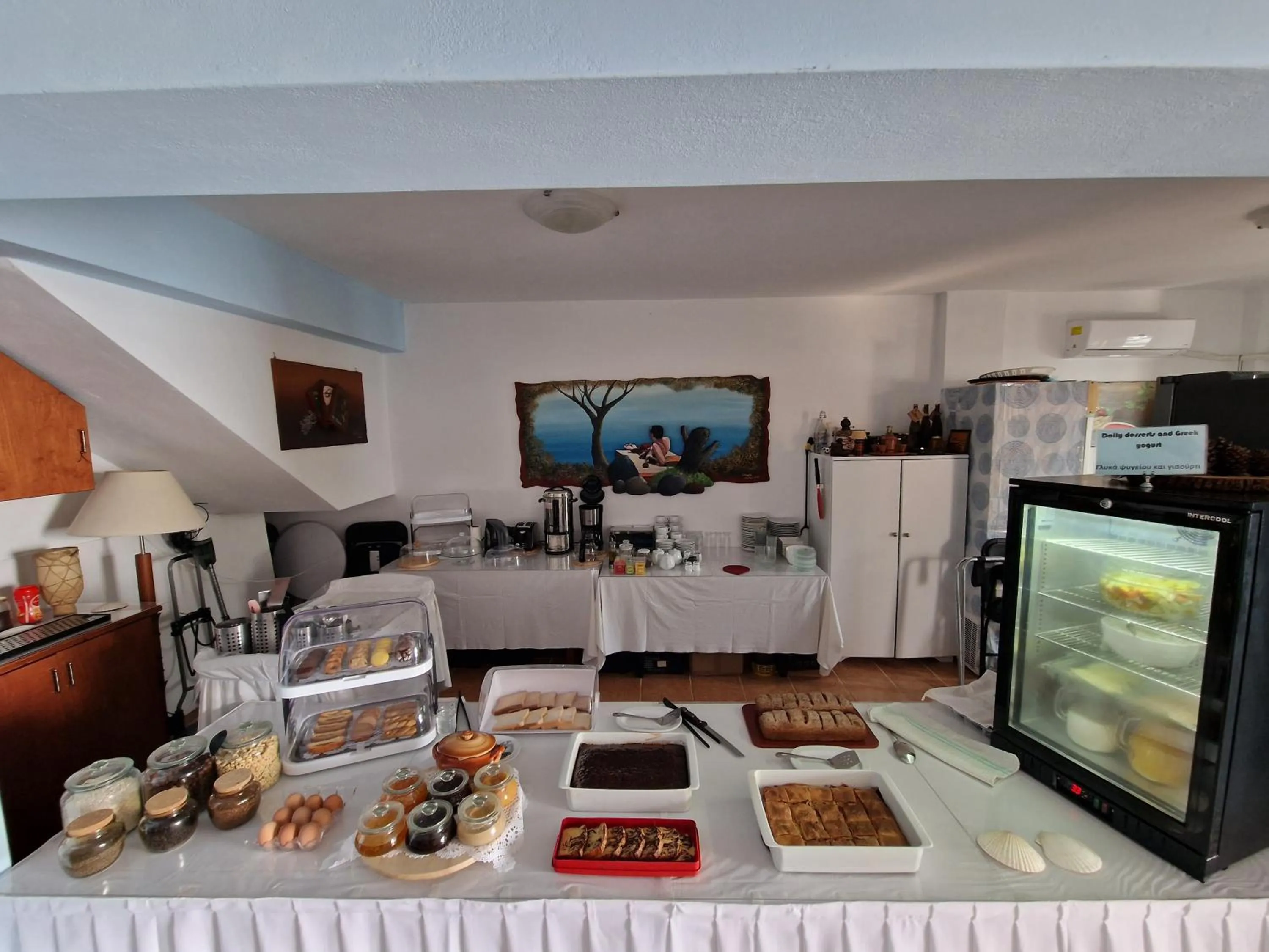 Food and drinks in Stella's Houses