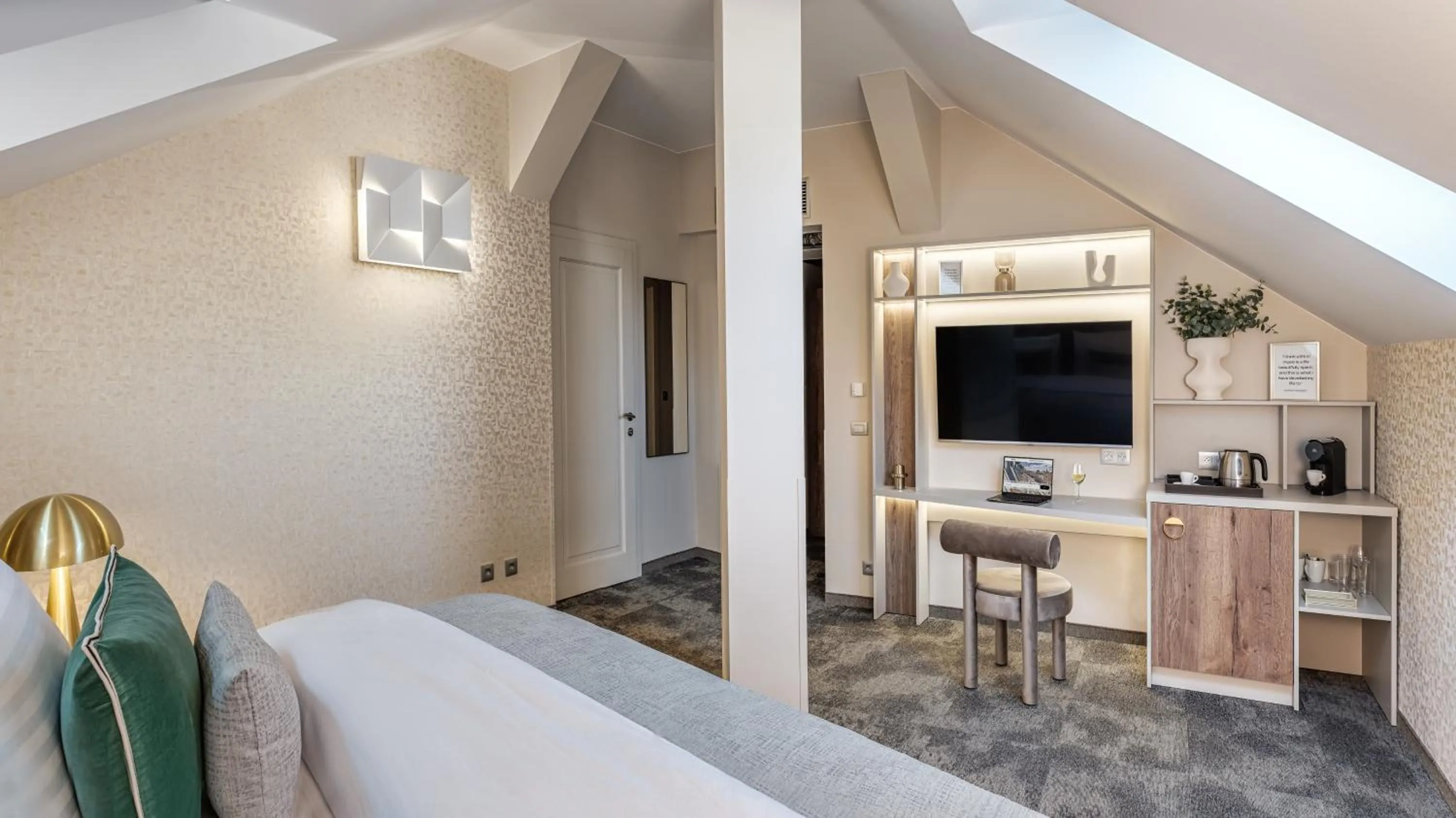 TV and multimedia, TV/Entertainment Center in Hotel Sovereign Prague