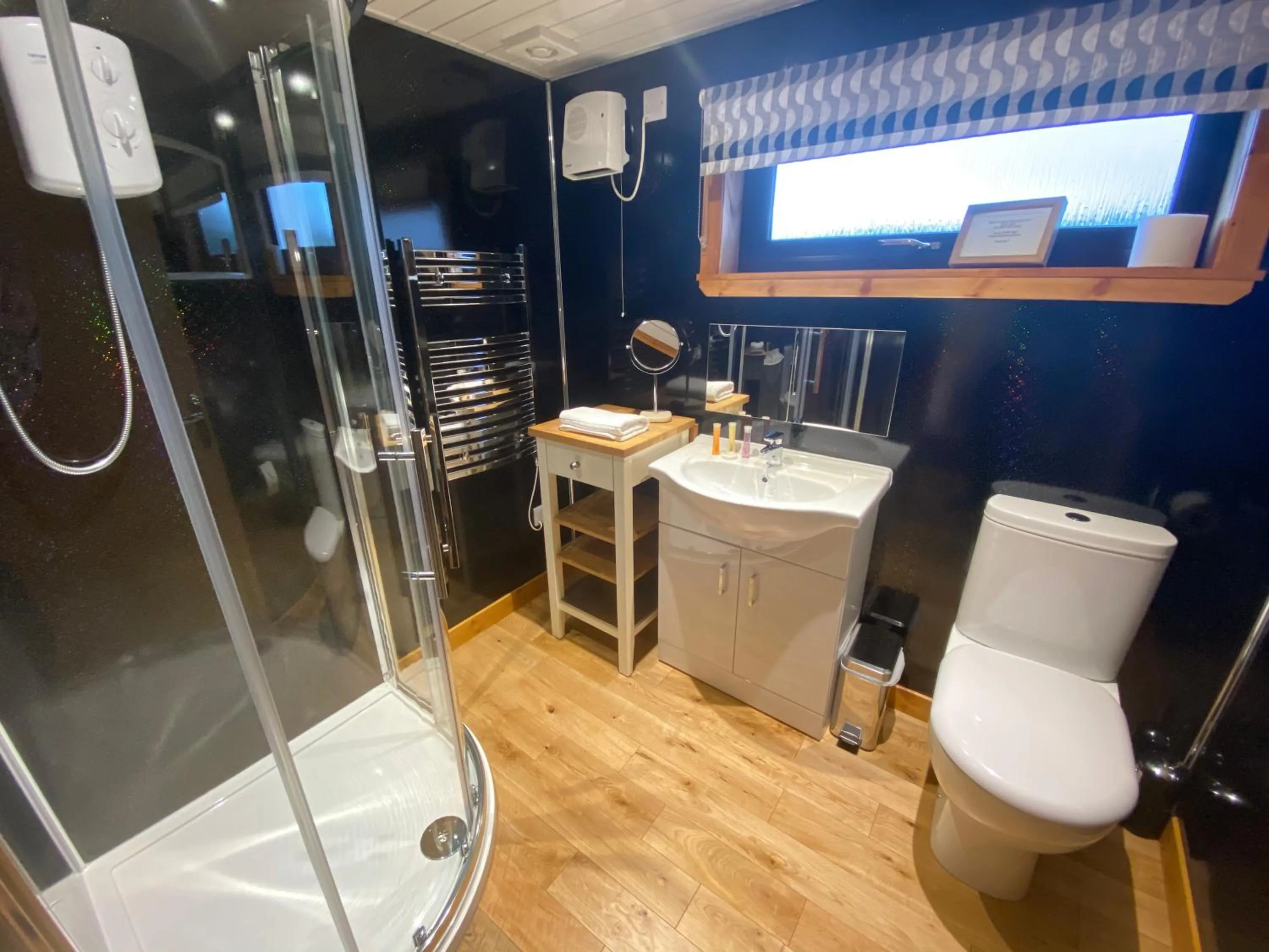 Shower in The Wee Ludging Cottage, Rashfield, by Dunoon