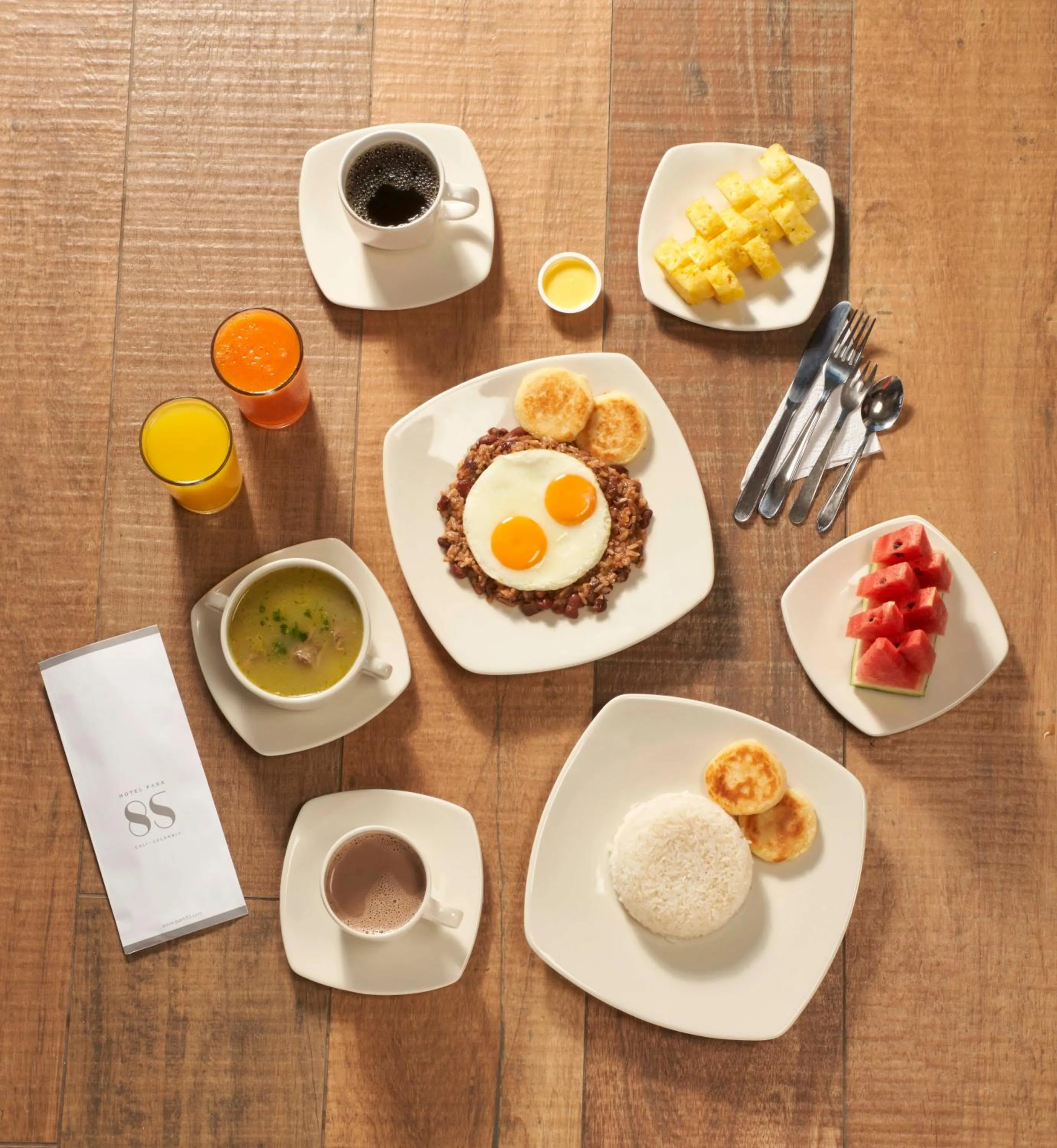 Food and drinks in Hotel Park 85