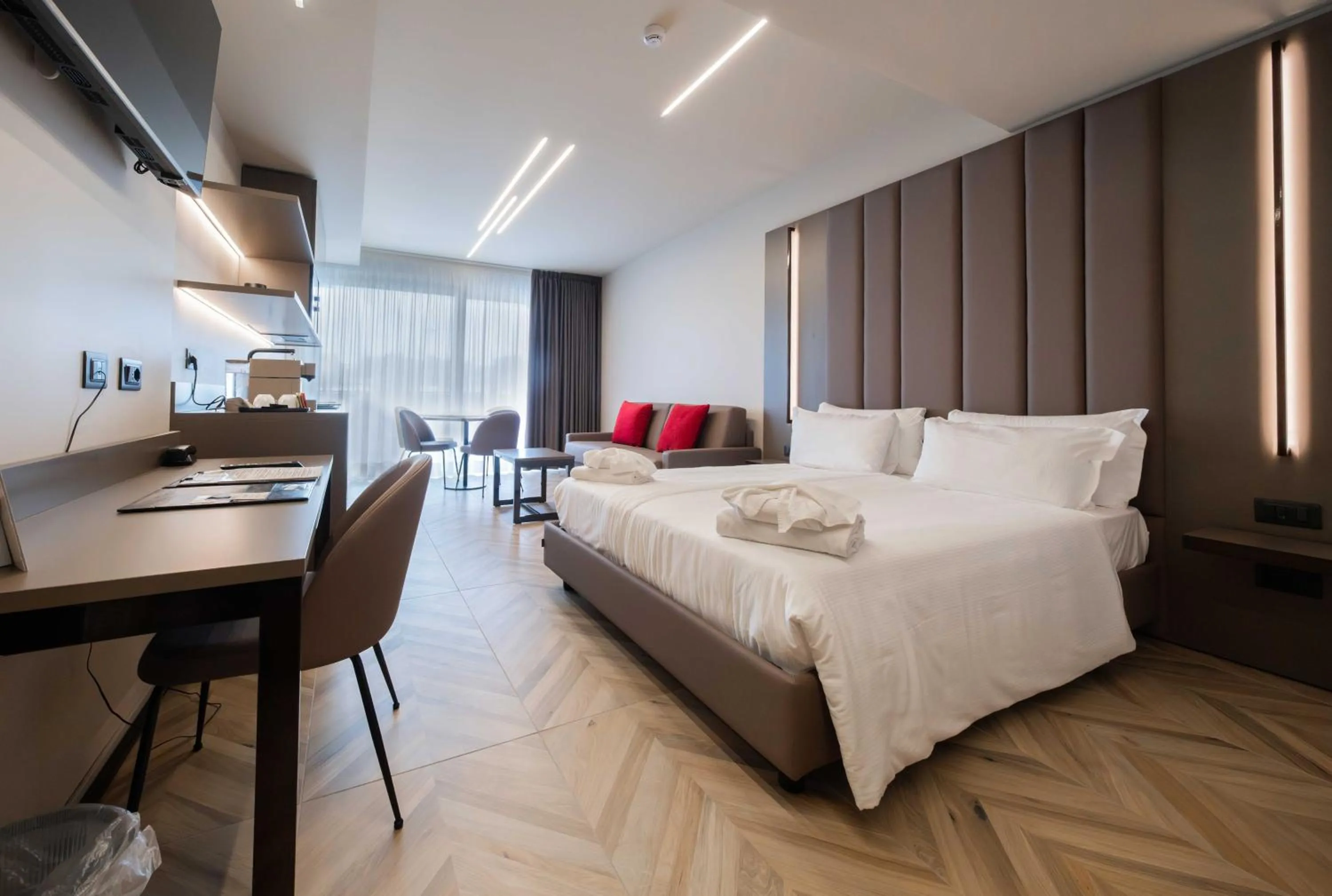 Bed in Aurora ApartHotel