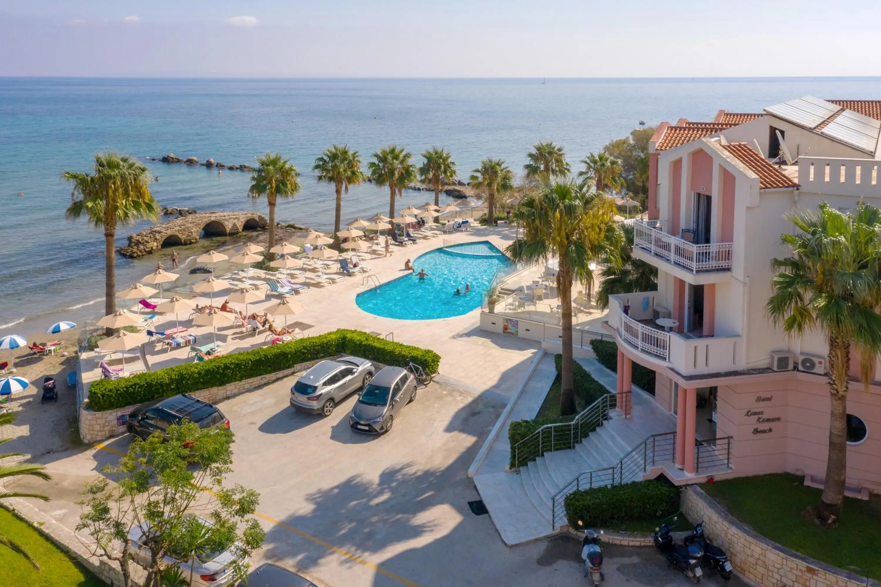 Swimming pool in Xenos Kamara Beach