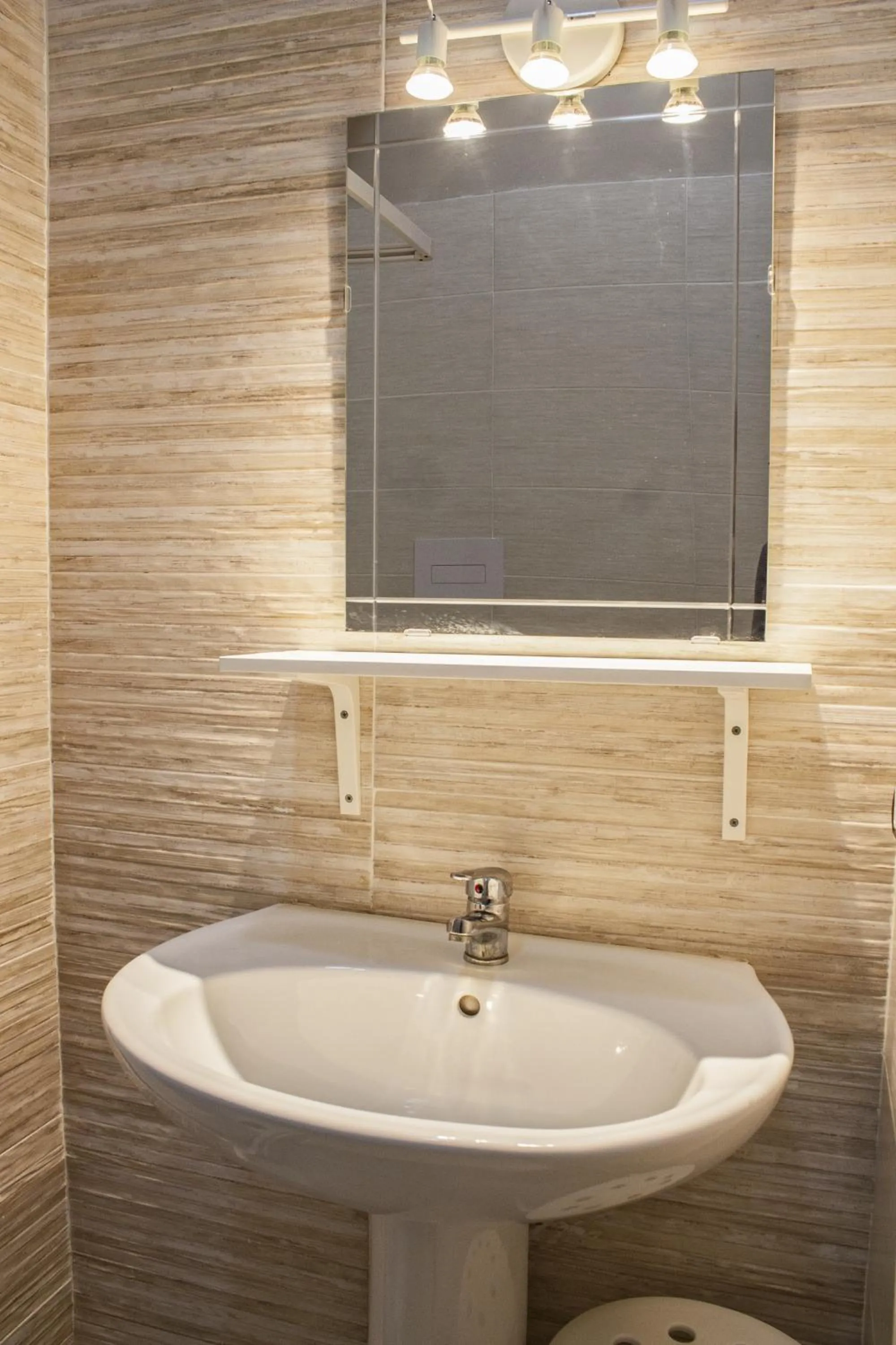 Bathroom in Amare Napoli