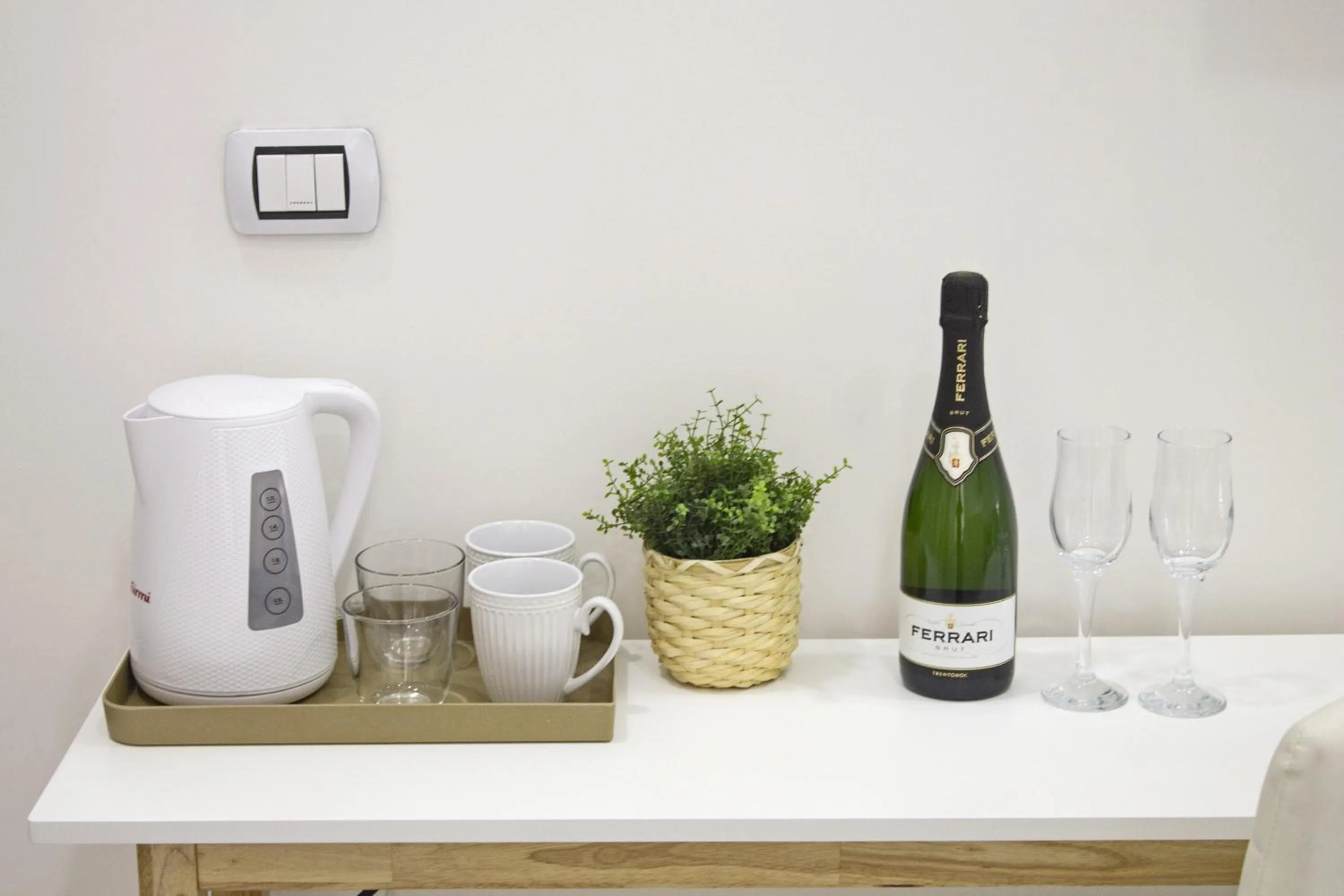 Coffee/tea facilities in Amare Napoli