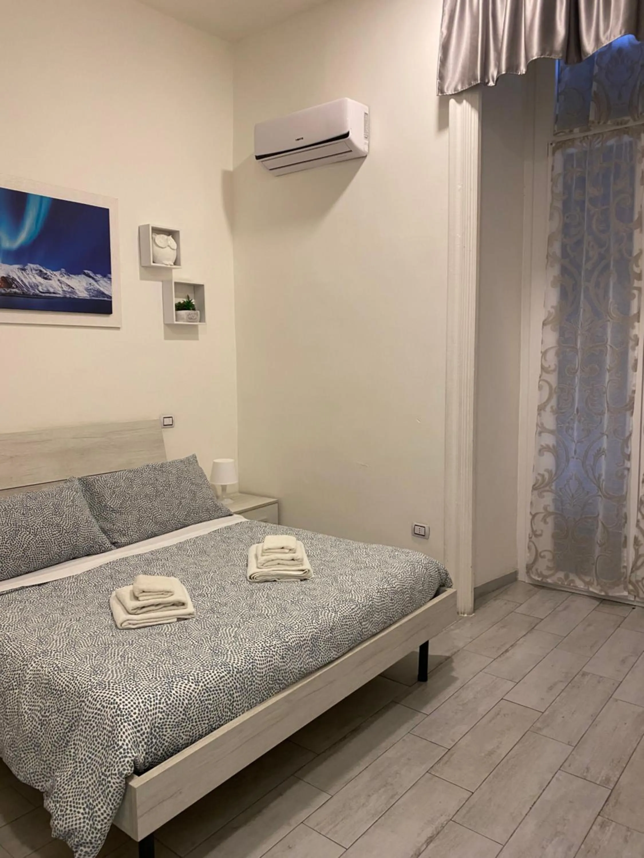 Bedroom, Bed in Amare Napoli