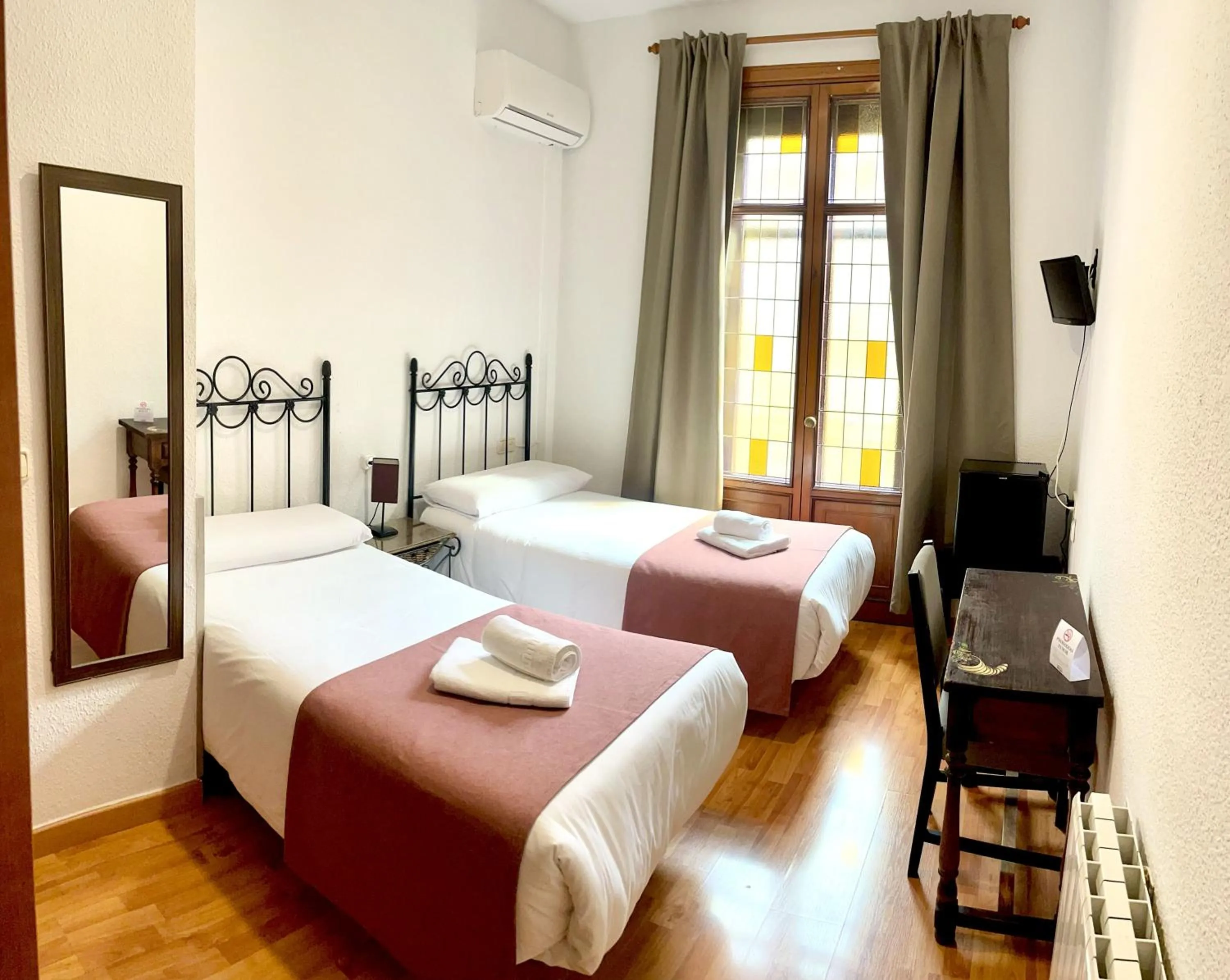 Bed in Arteaga Hostal & Baños Arabes Elvira