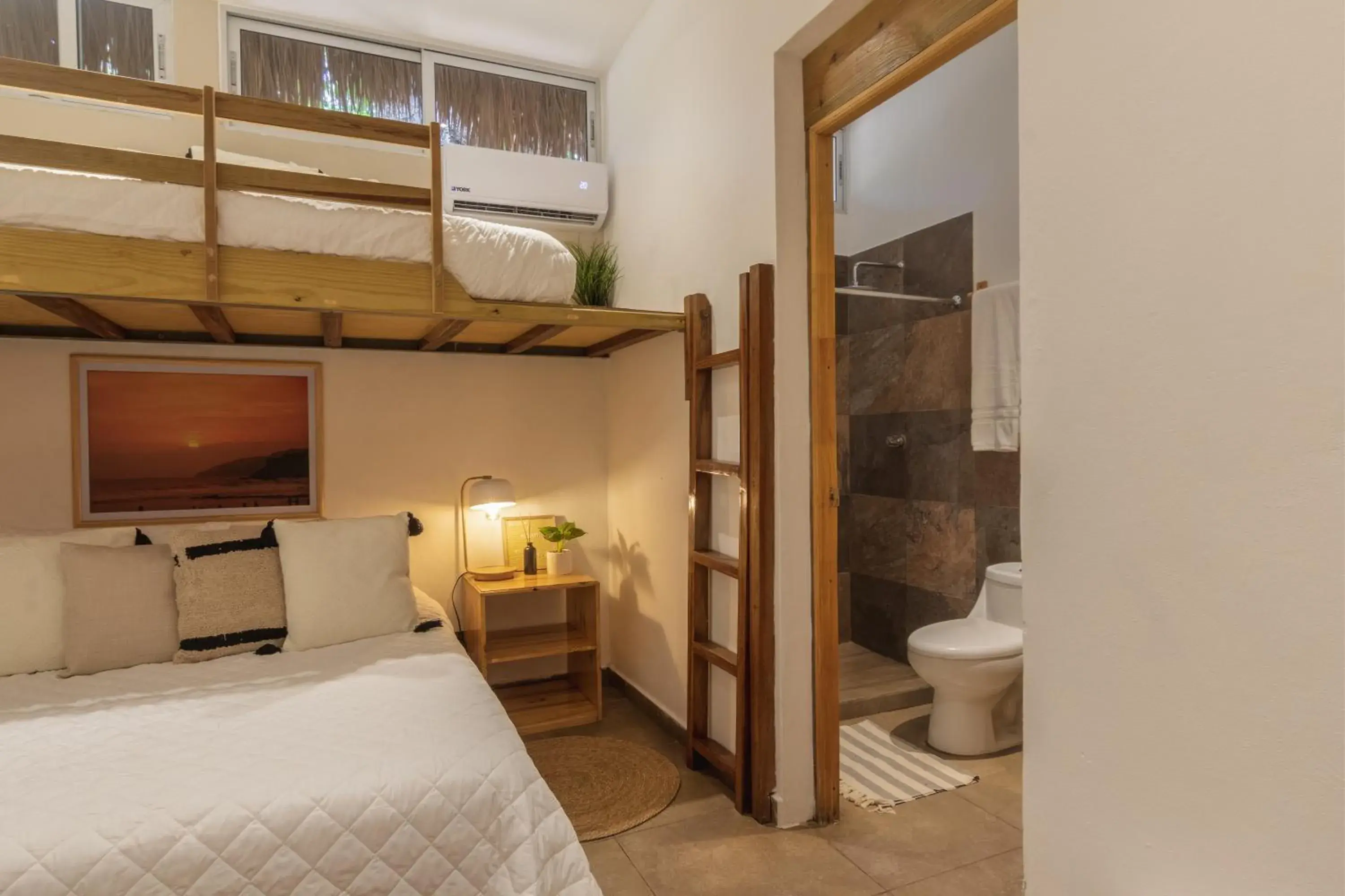 Deluxe Double Room with Shower - single occupancy in Hotel Michanti Deluxe Double Room with Shower - single occupancy in Hotel Michanti