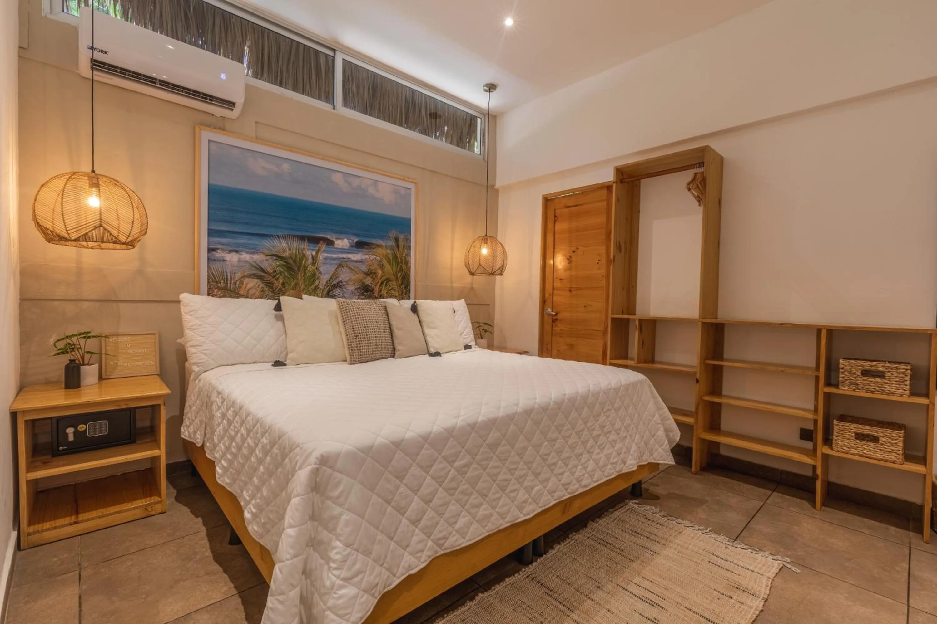 Photo of the whole room, Bed in Hotel Michanti