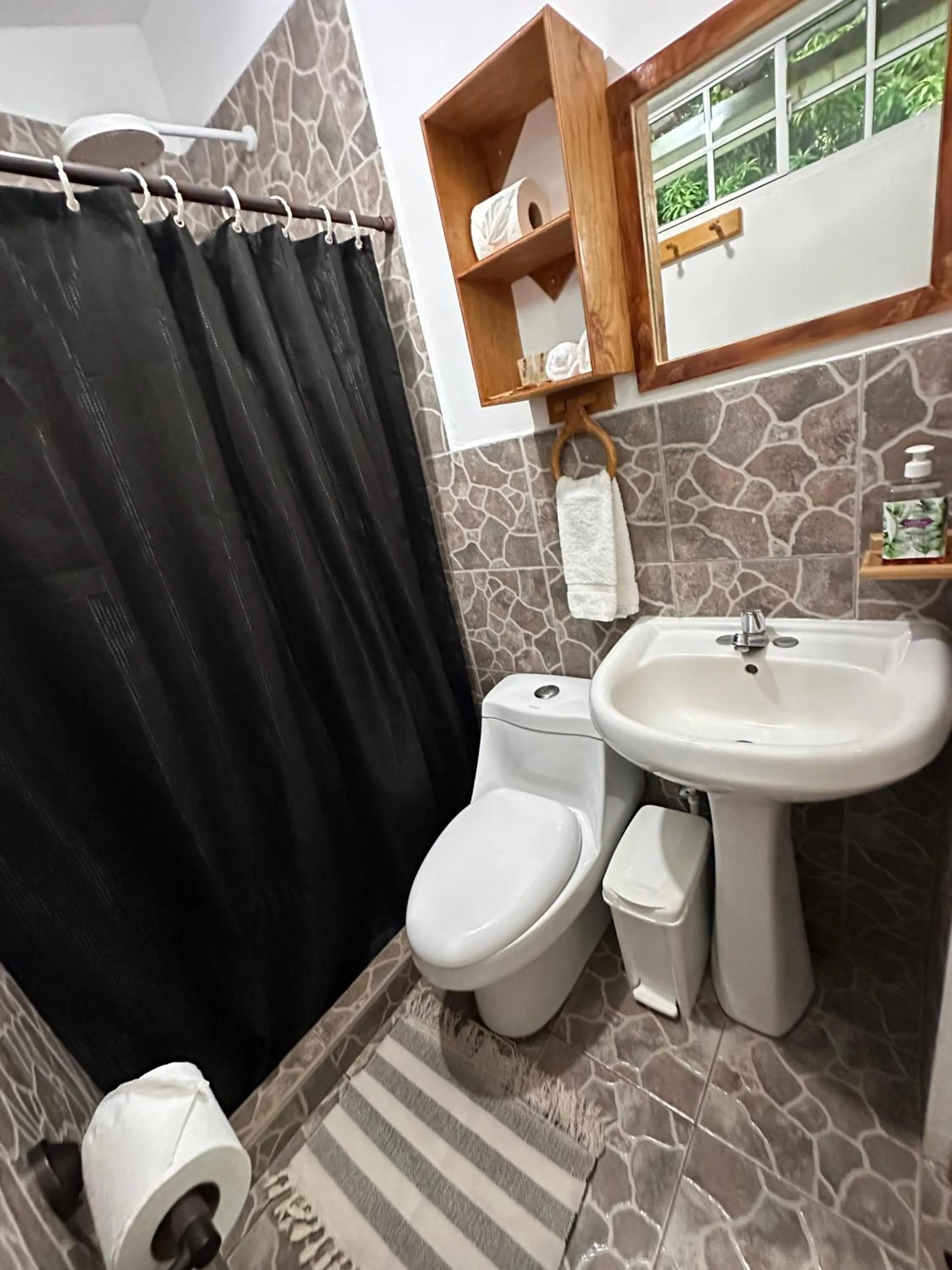 Bathroom in Hotel Michanti