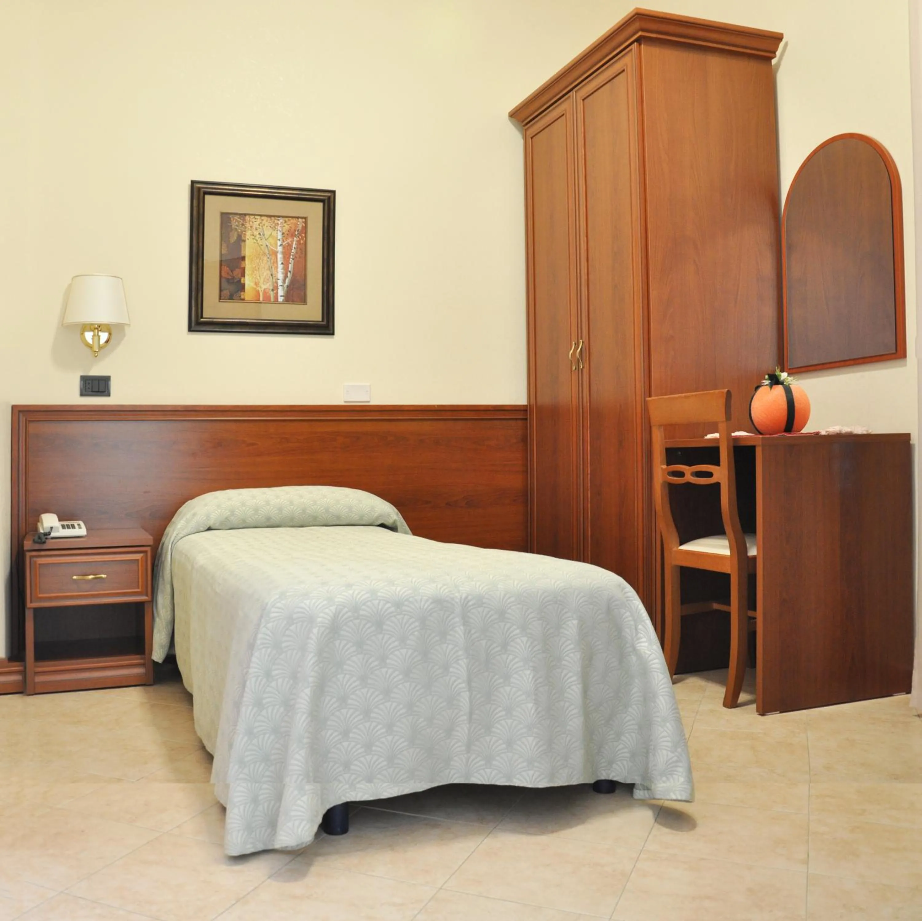 Bed in Hotel Dei Pini