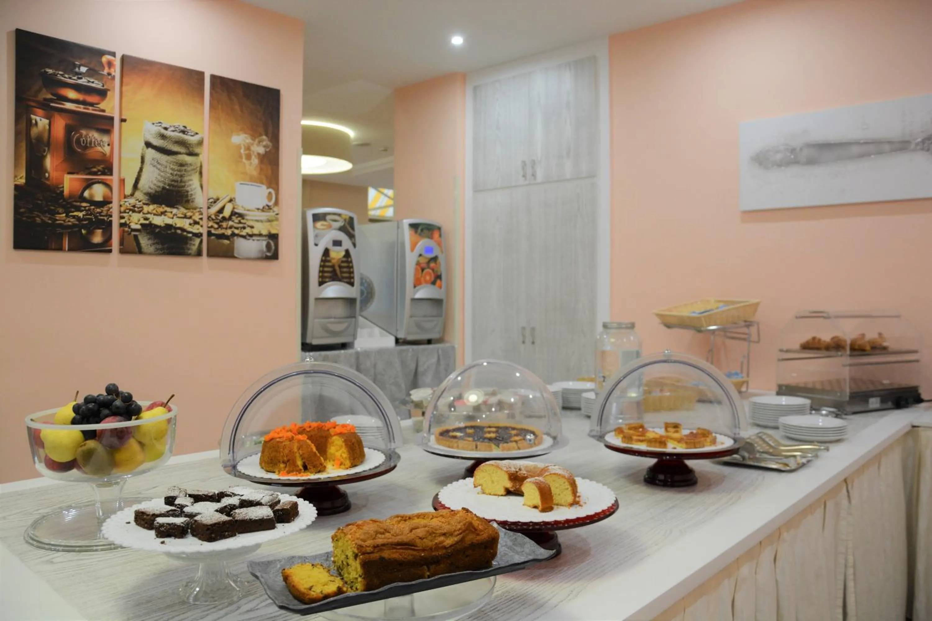 Breakfast in Hotel Dei Pini