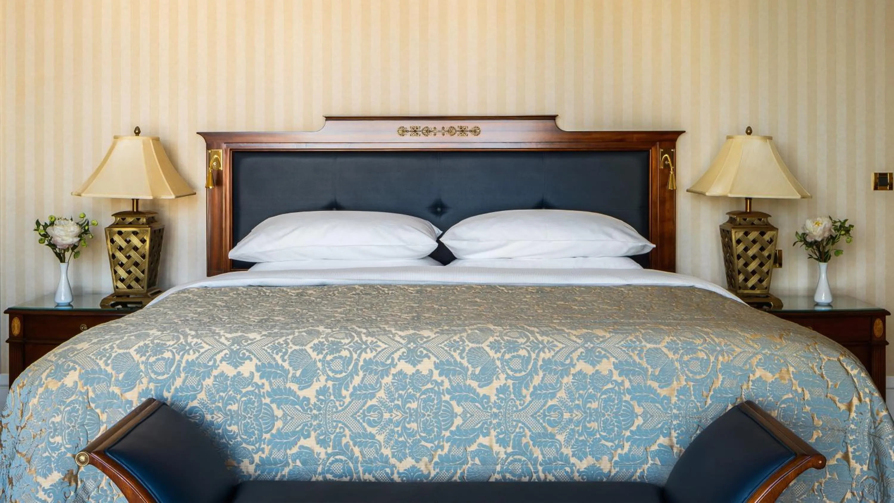 Photo of the whole room, Bed in InterContinental - Kyiv by IHG