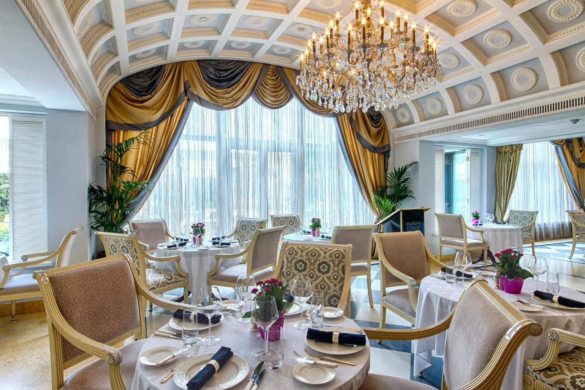 Restaurant/places to eat in InterContinental - Kyiv by IHG