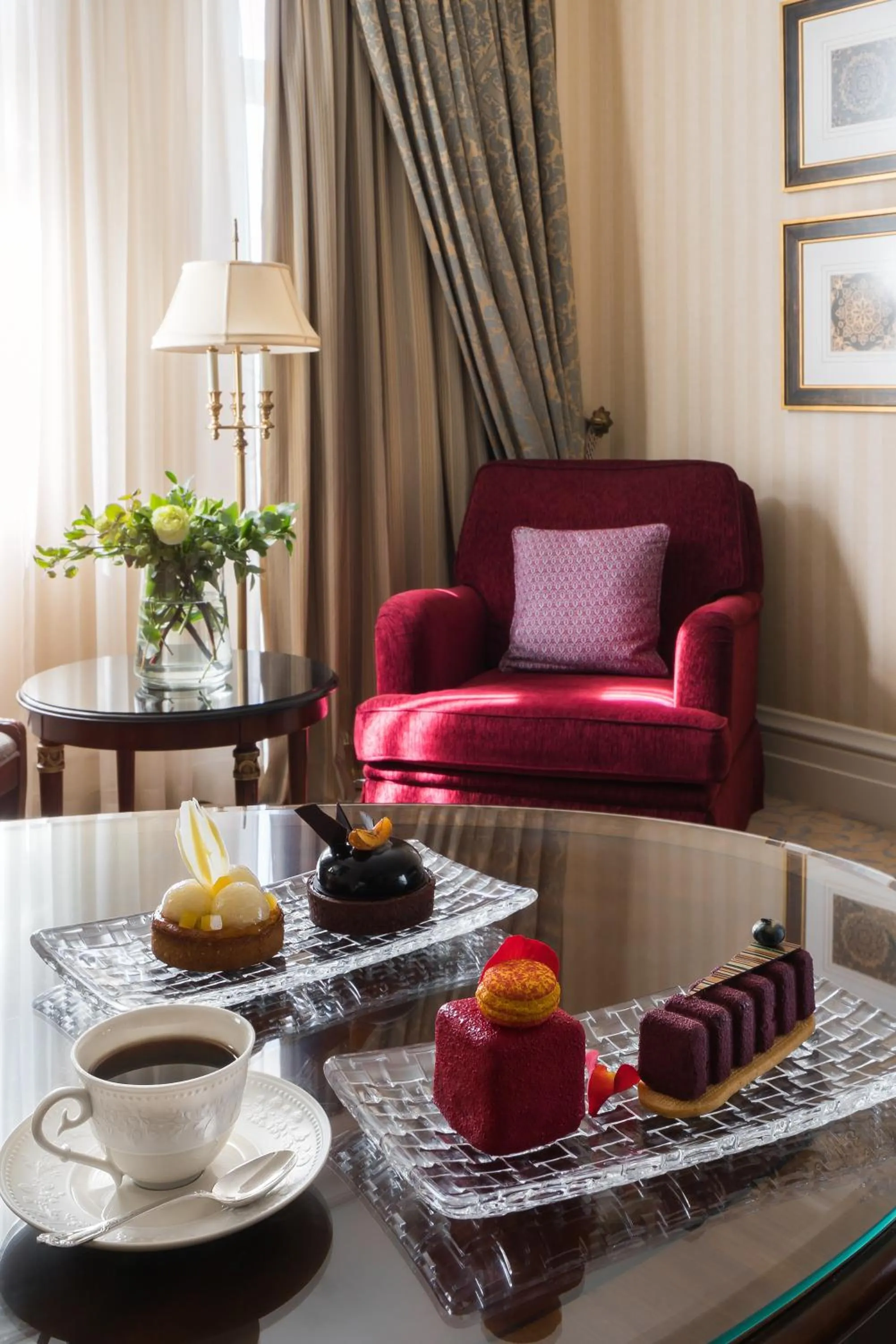 Living room in InterContinental - Kyiv by IHG