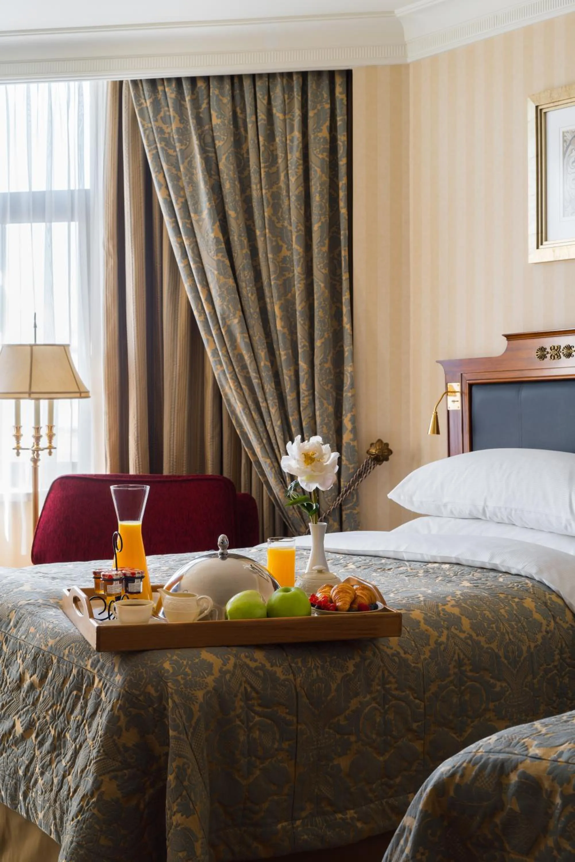 Bed in InterContinental - Kyiv by IHG