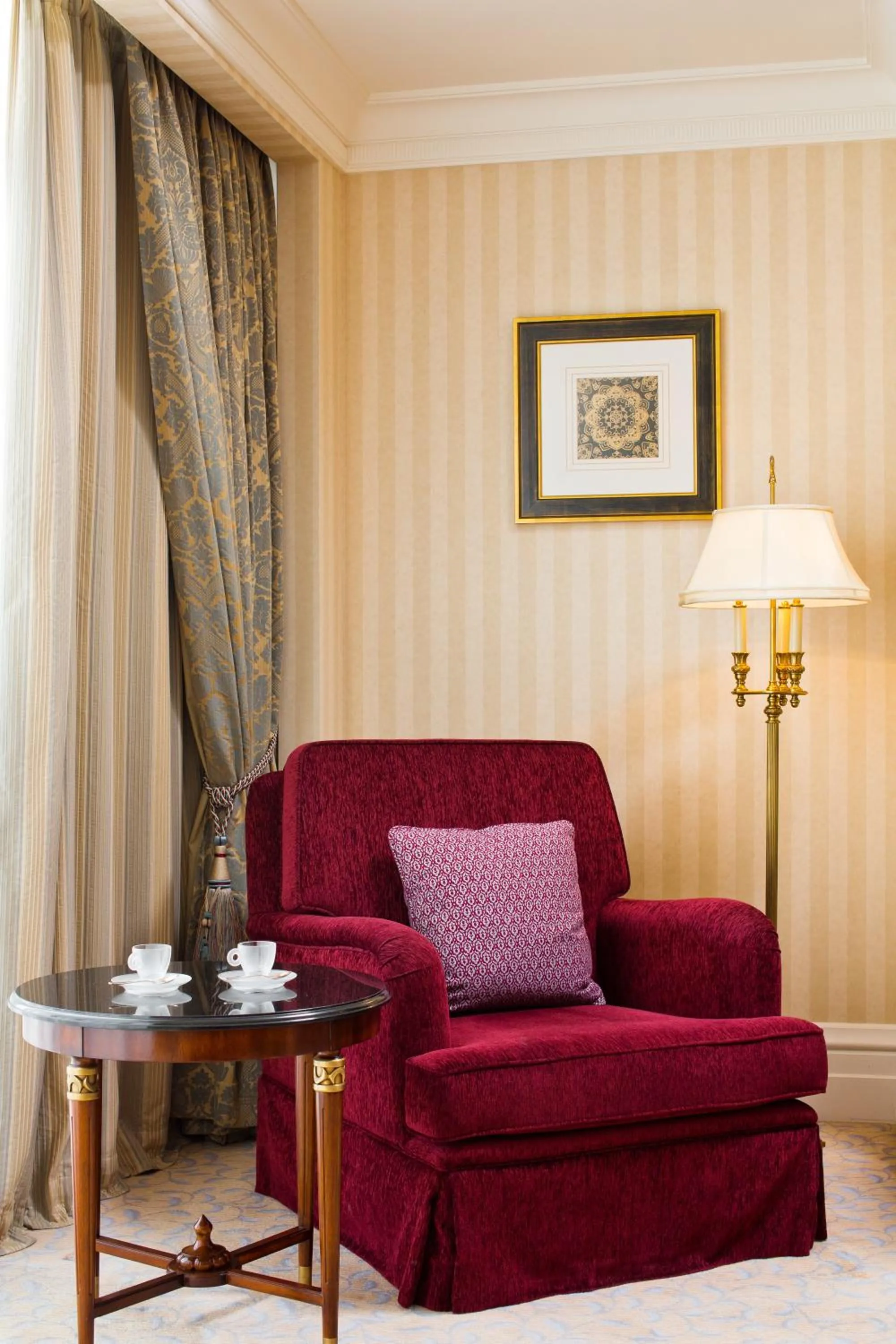 Photo of the whole room in InterContinental - Kyiv by IHG