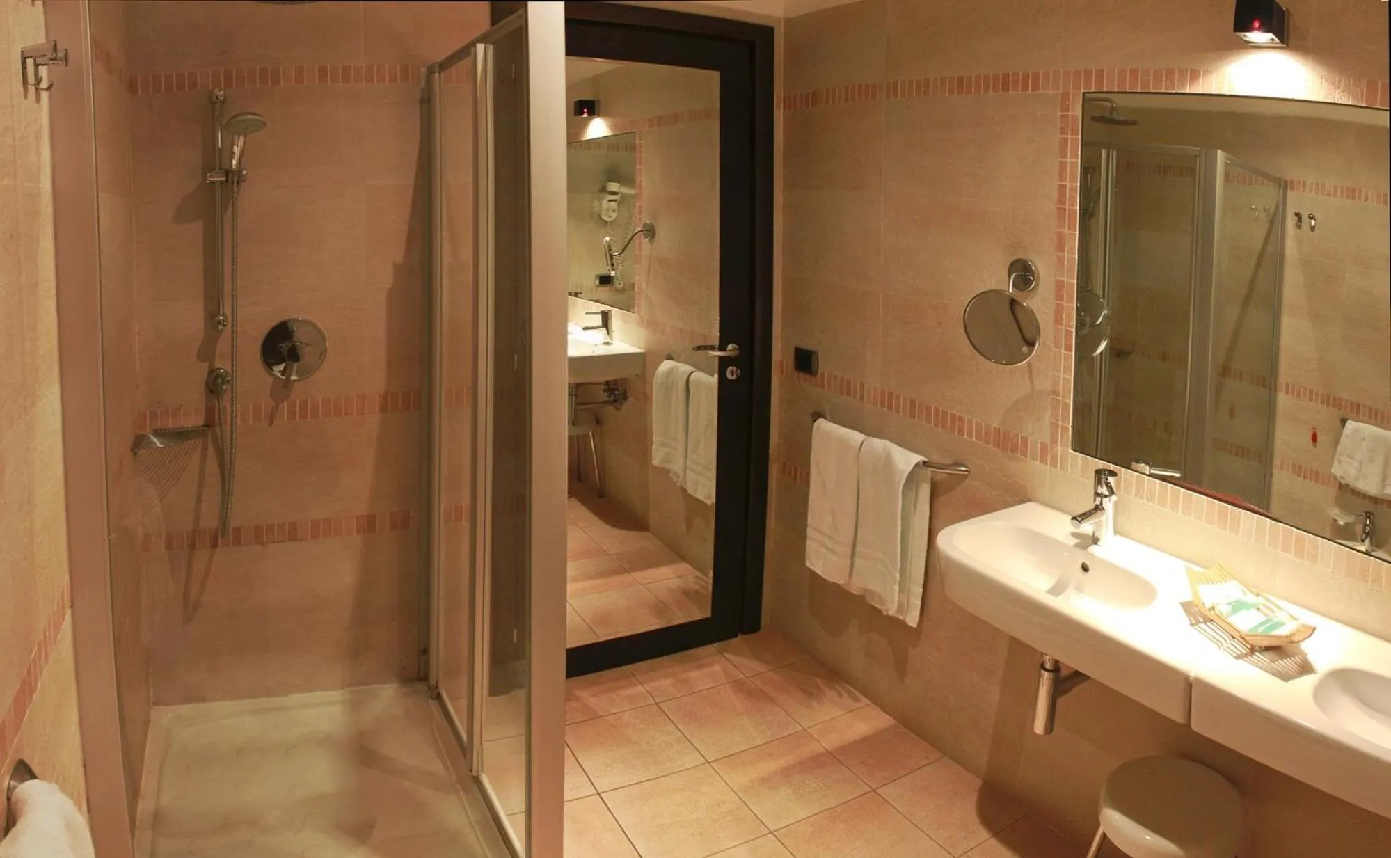 Bathroom in BV Airone Resort