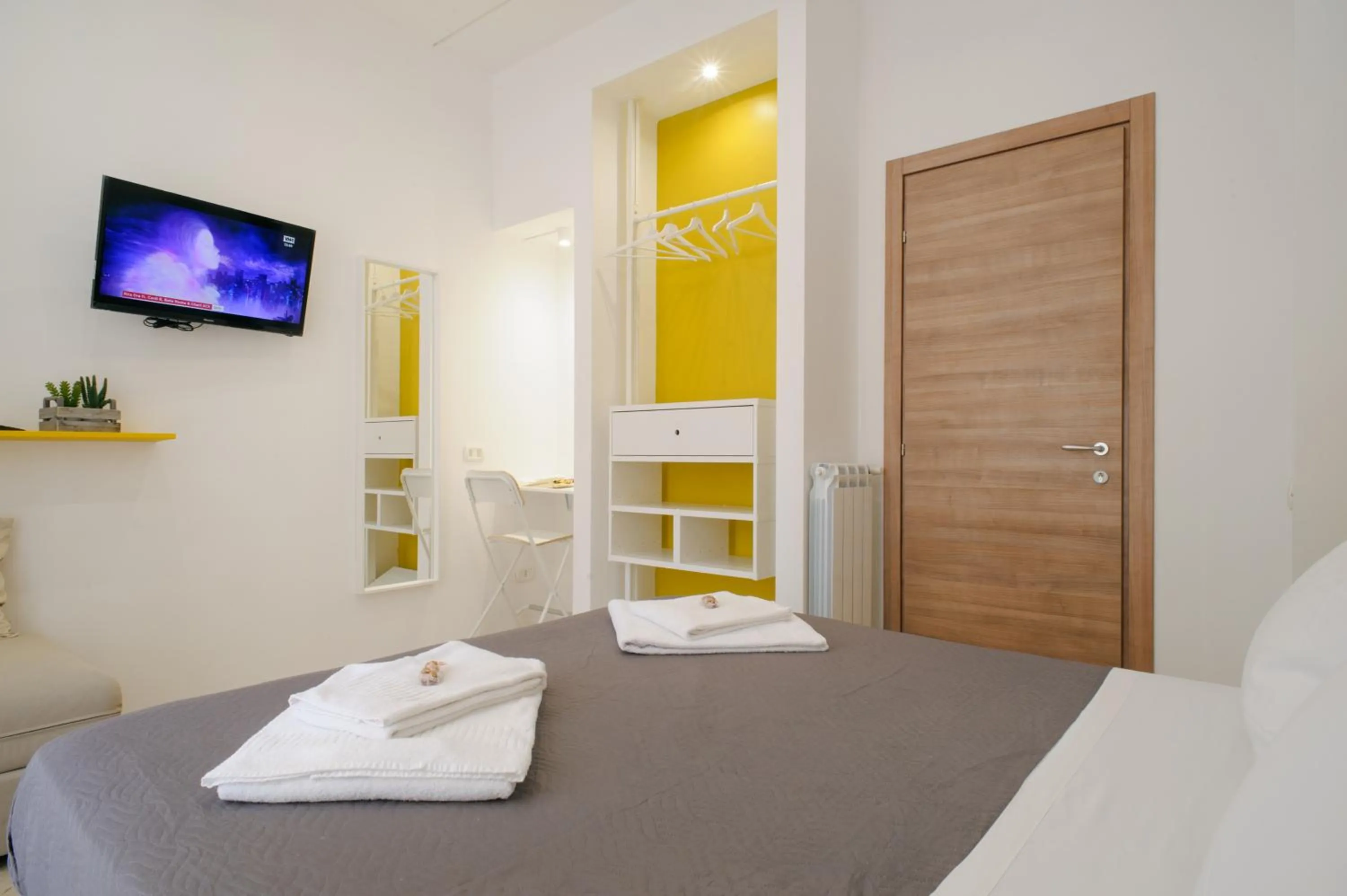 Bed in Toledo Stay OK