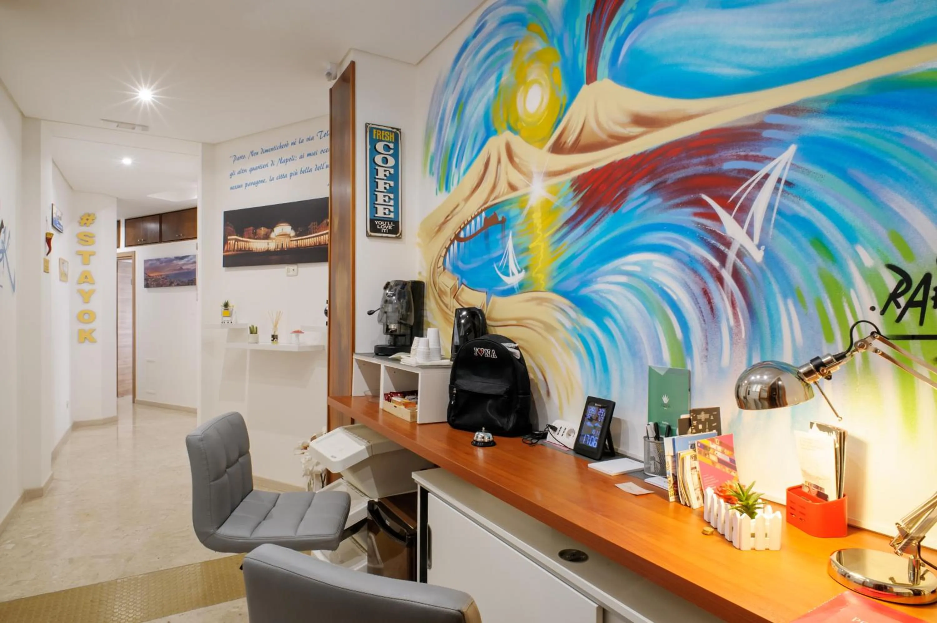 Communal lounge/ TV room in Toledo Stay OK