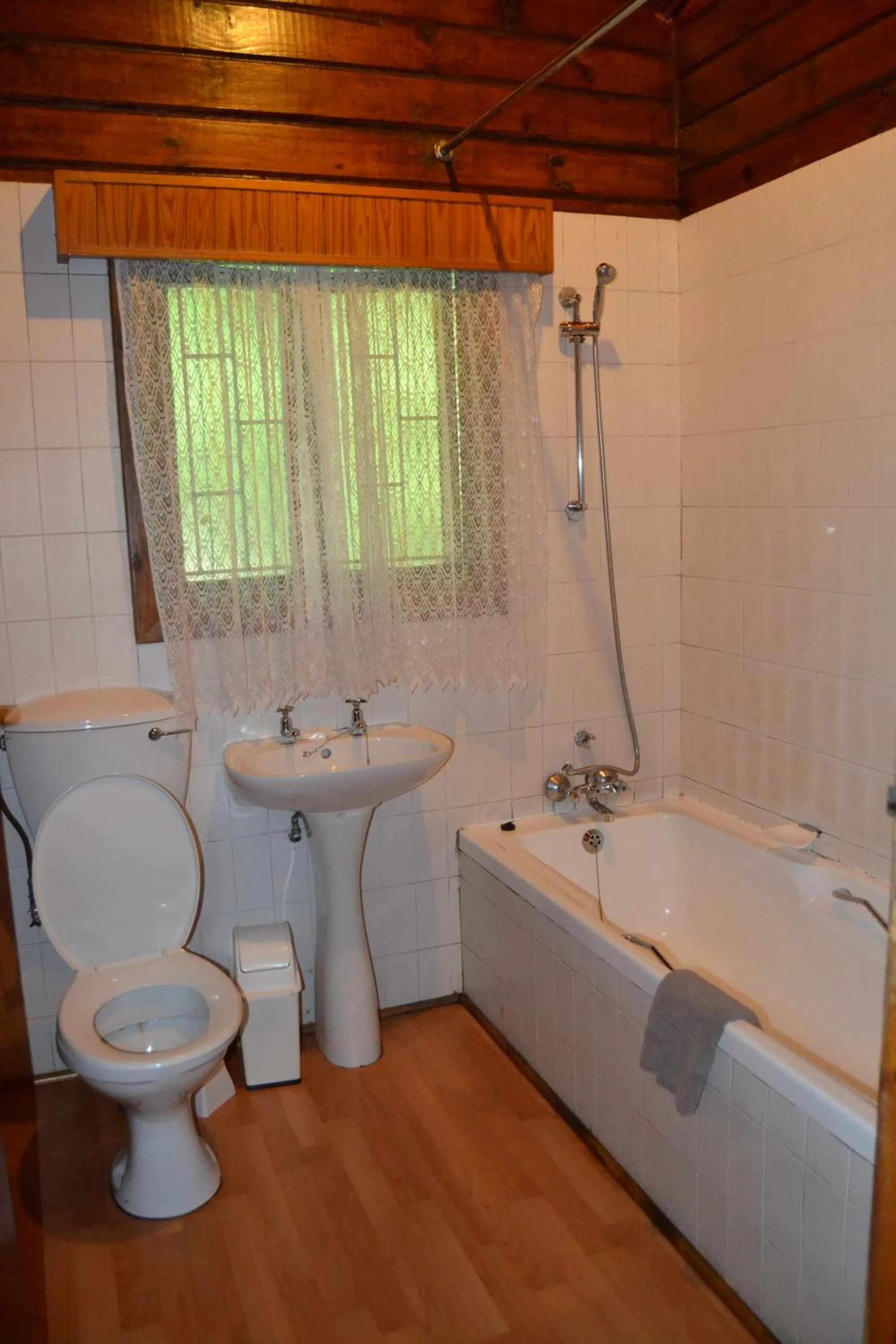 Bathroom in Log Cabin & Settlers Village
