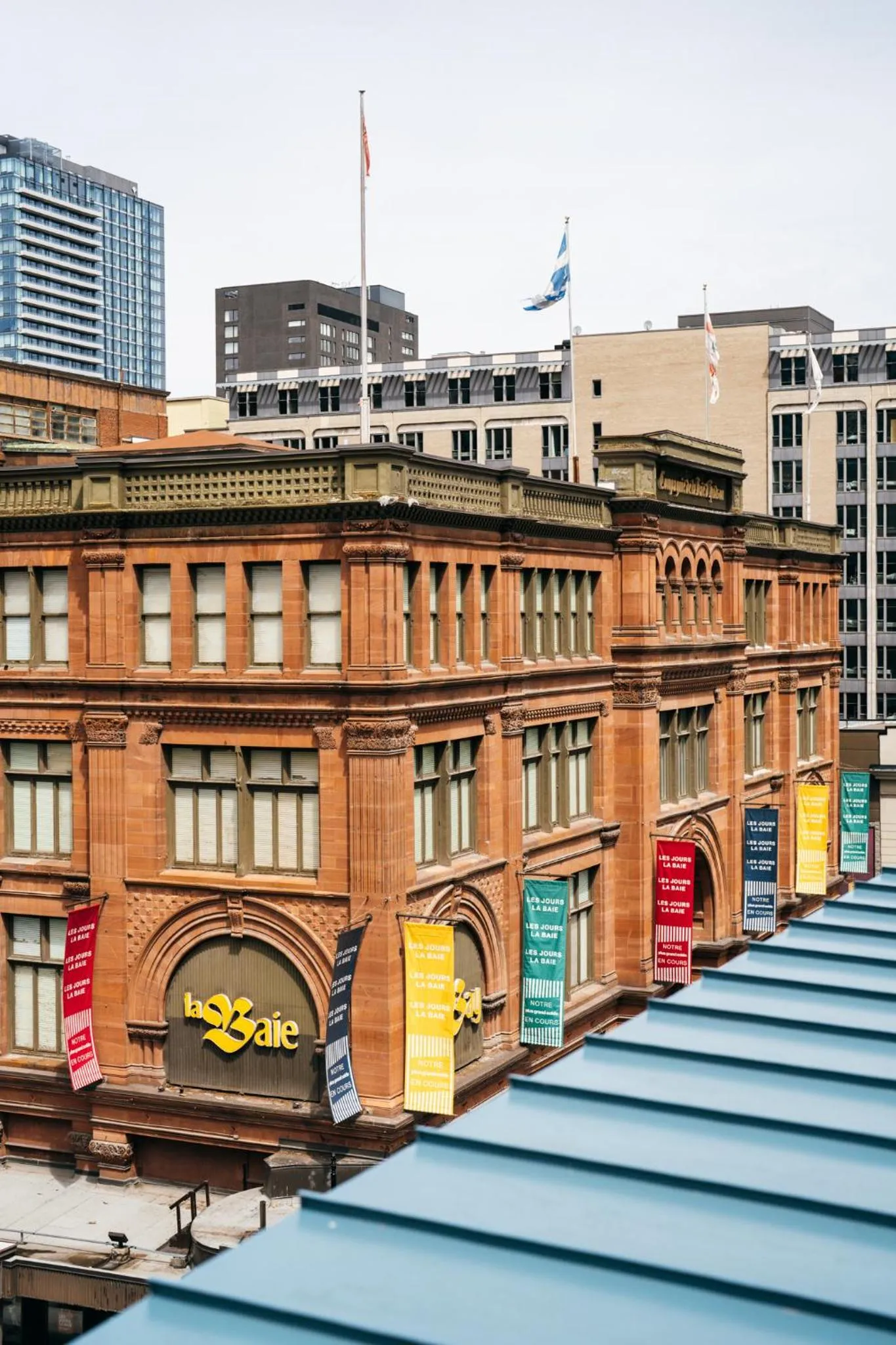 City view in Hôtel Birks Montréal