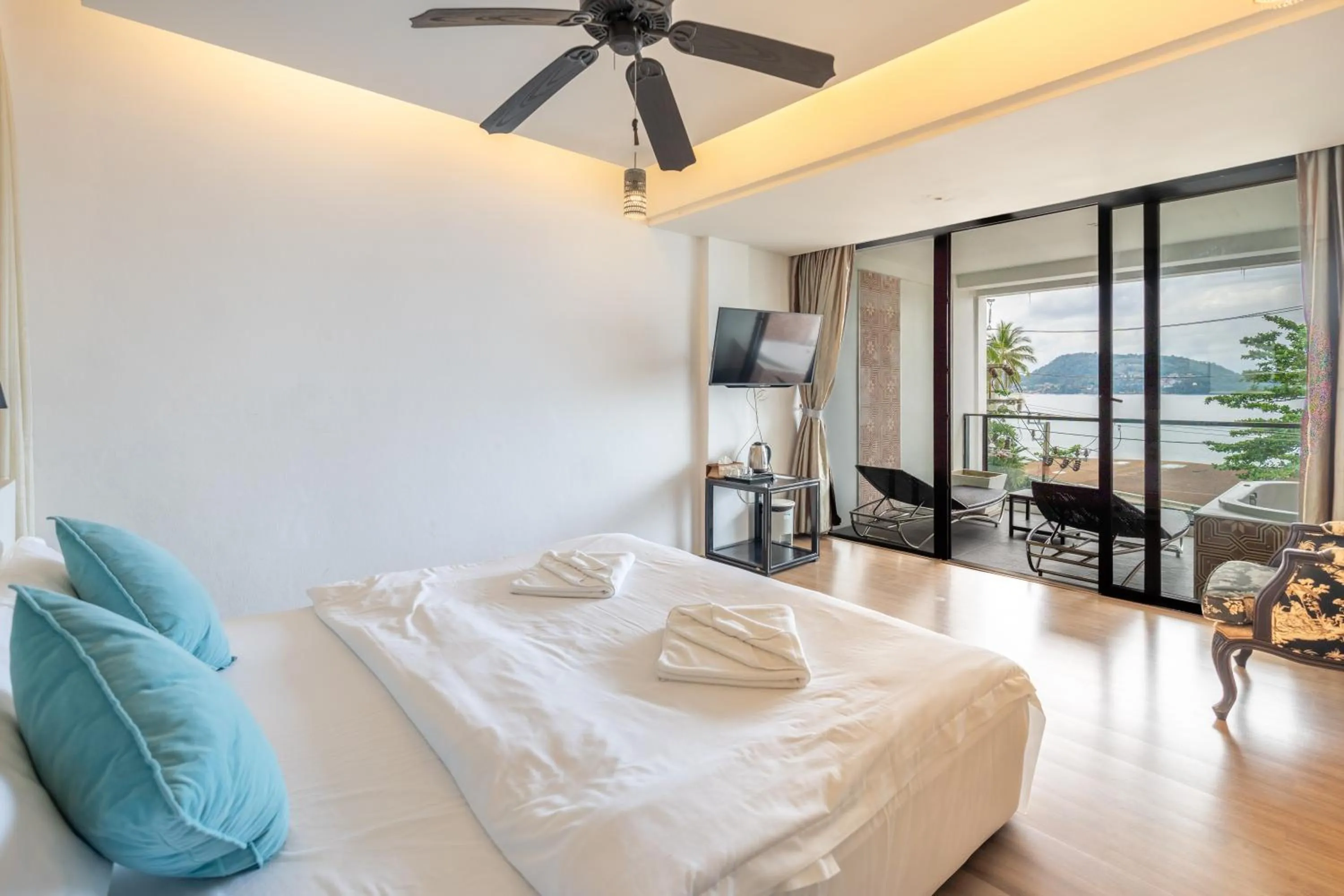 Bed in See Sea Villa Phuket SHA