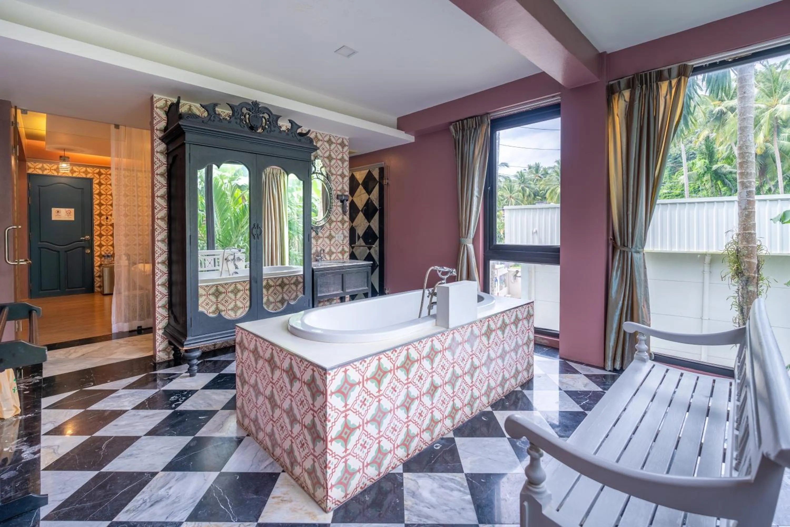 Hot Tub in See Sea Villa Phuket SHA