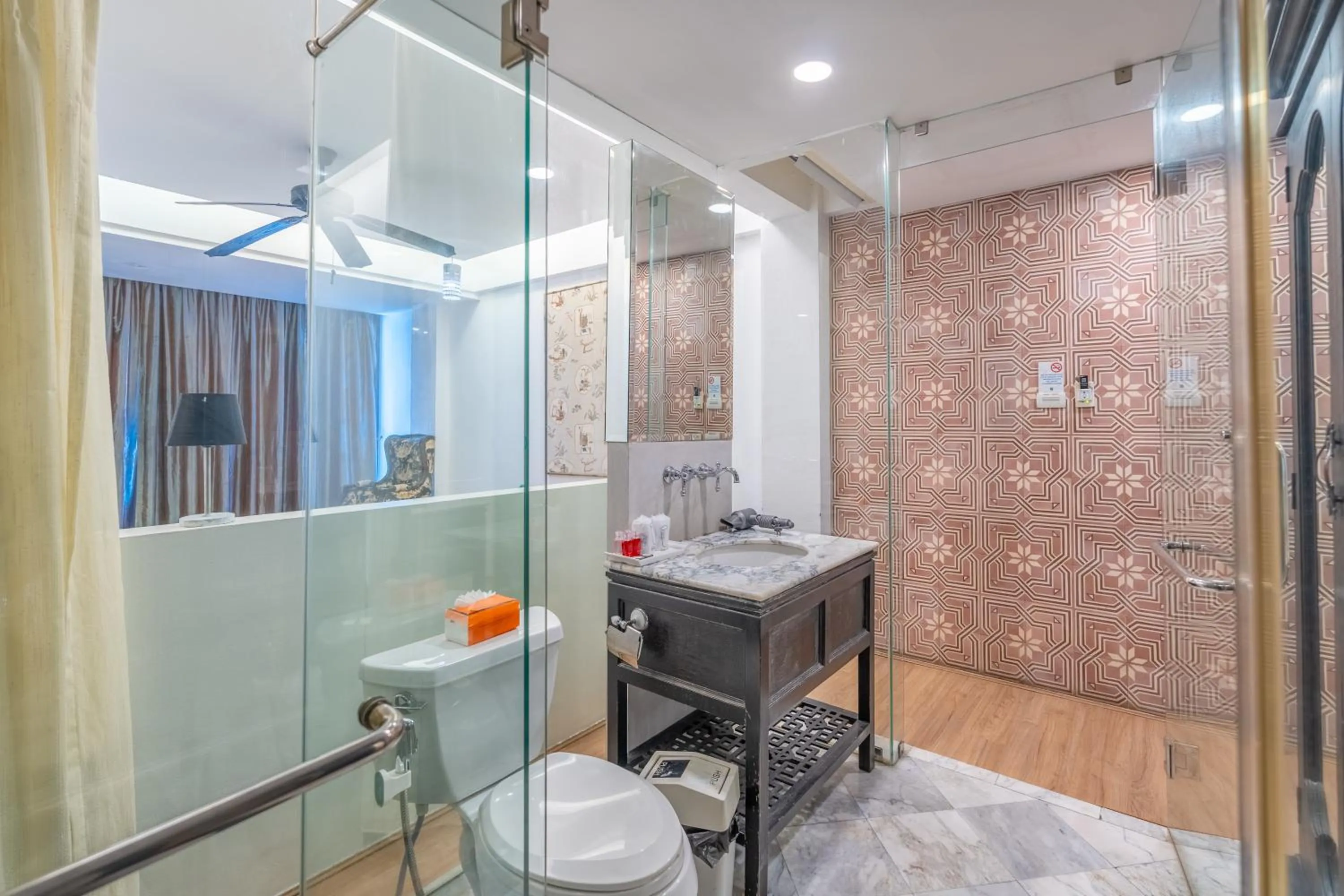 Toilet in See Sea Villa Phuket SHA