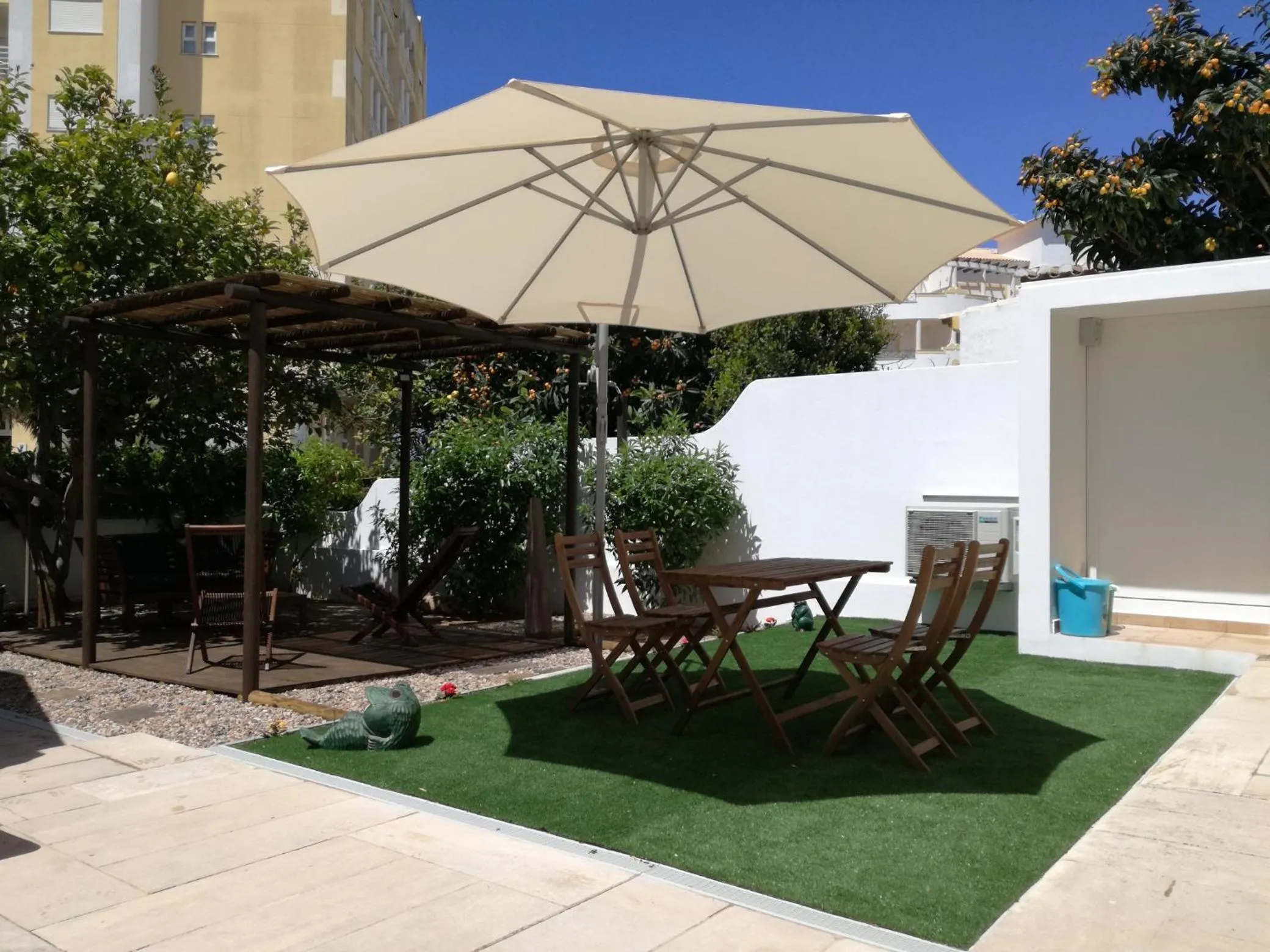 Property building in Sensations Guesthouse