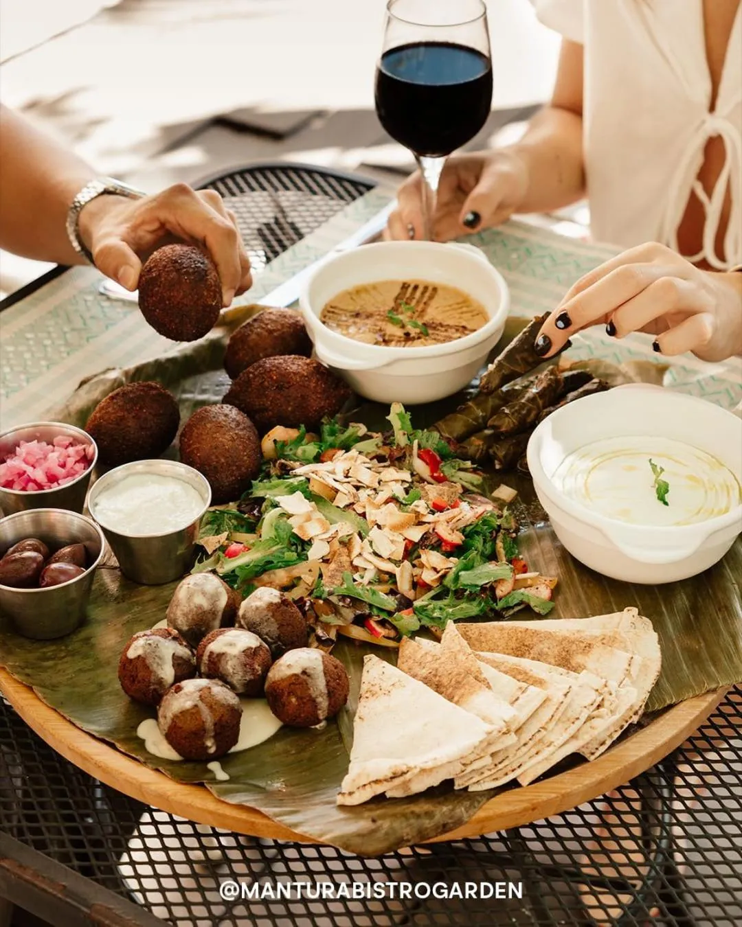 Restaurant/places to eat in Hotel & Suites Arges - Centro Chetumal