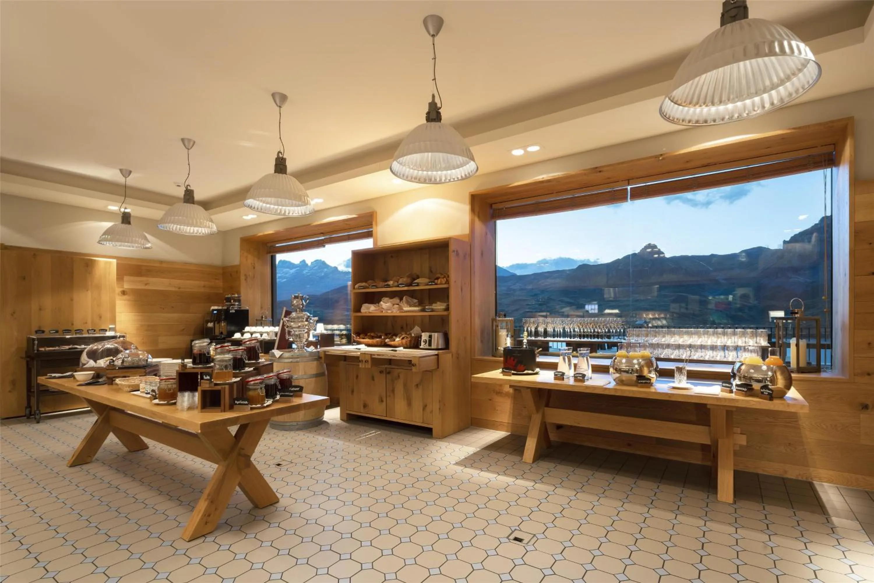 Breakfast in Frutt Mountain Resort