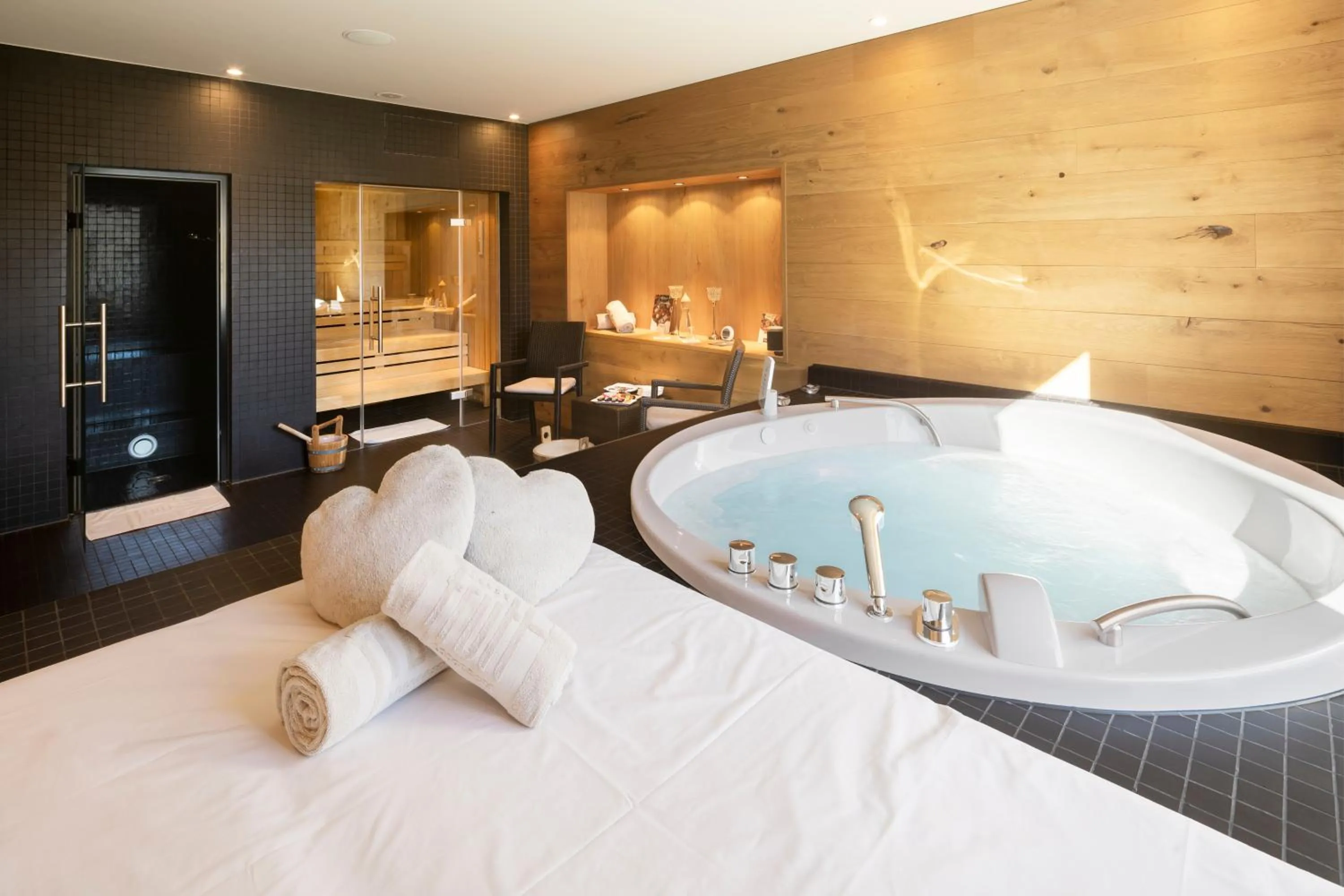 Spa and wellness centre/facilities, Bed in Frutt Mountain Resort