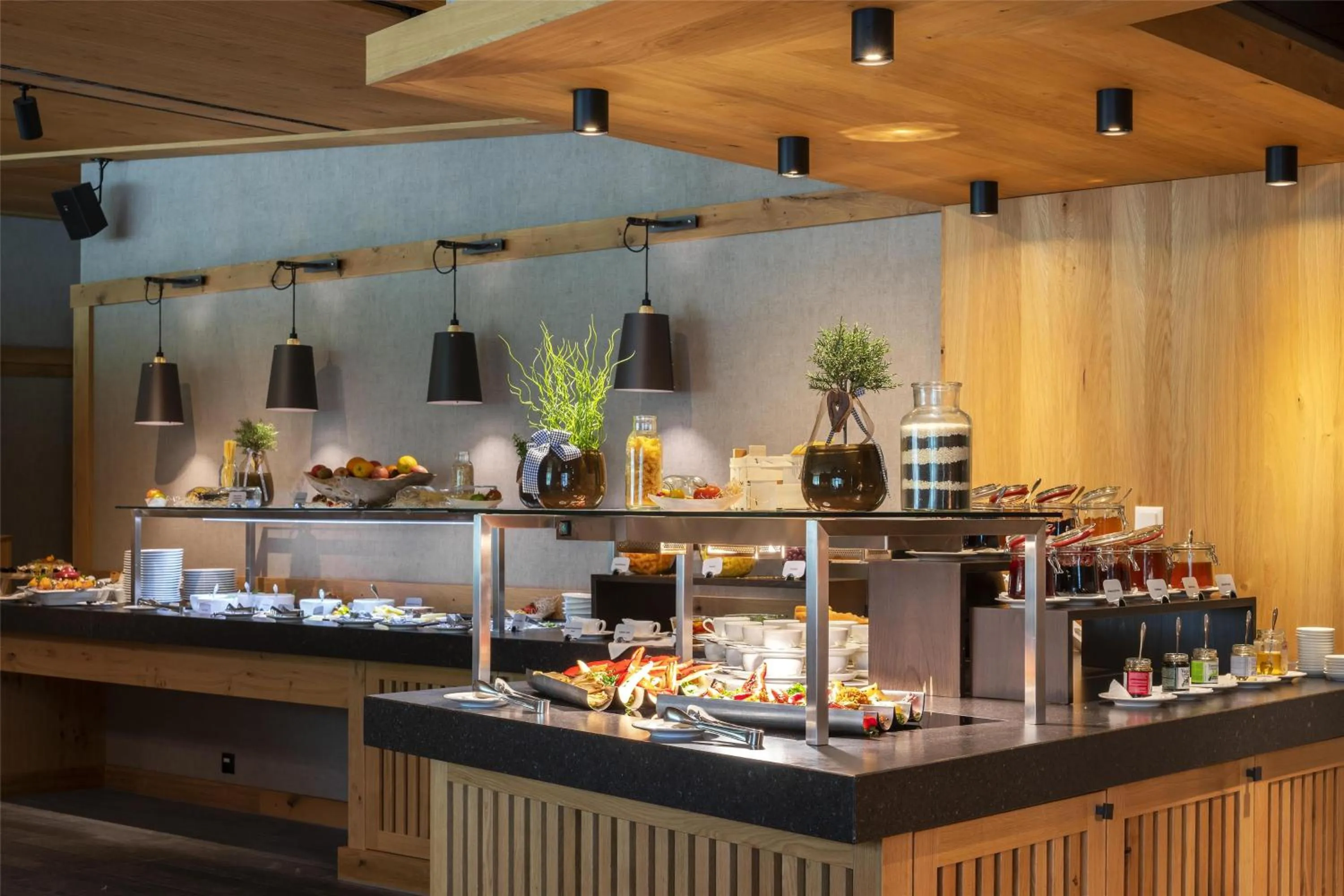 Restaurant/places to eat in Frutt Mountain Resort