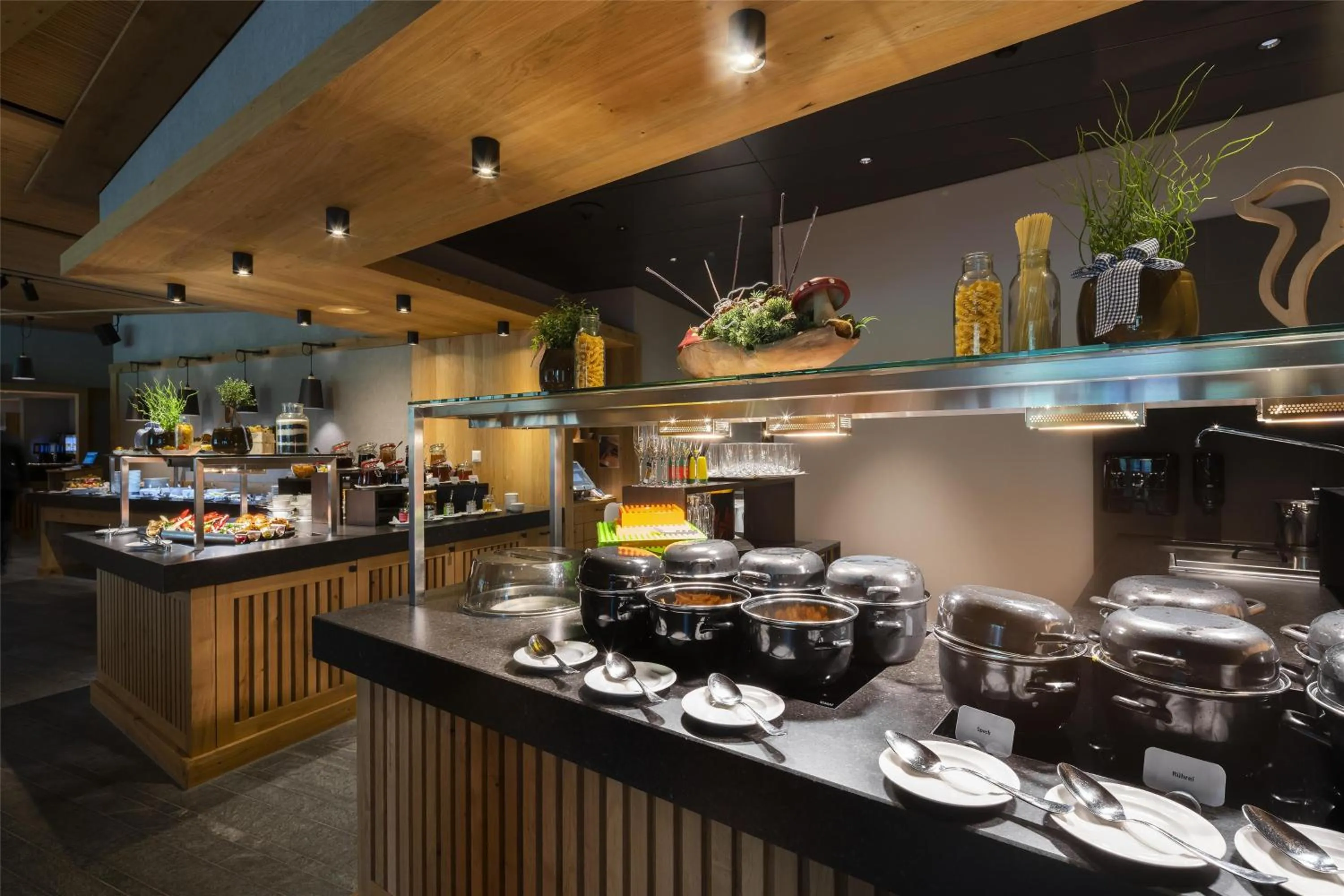 Restaurant/places to eat in Frutt Mountain Resort