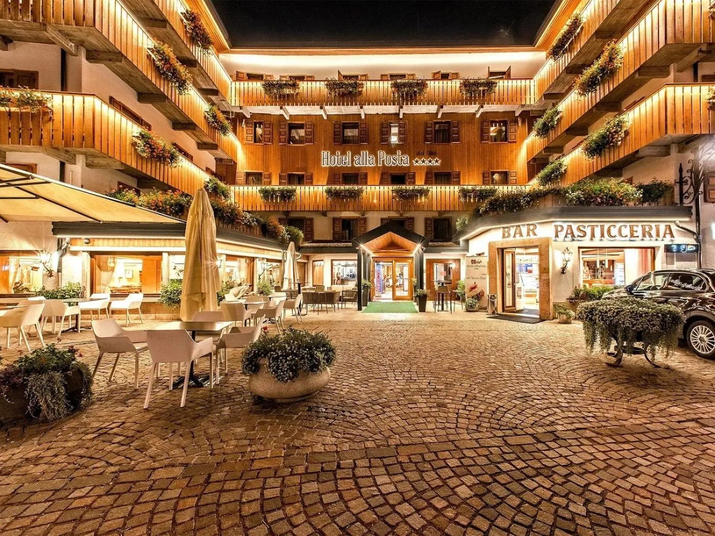 Hotel Alla Posta - Famiglia Pra dal 1866 a Caprile