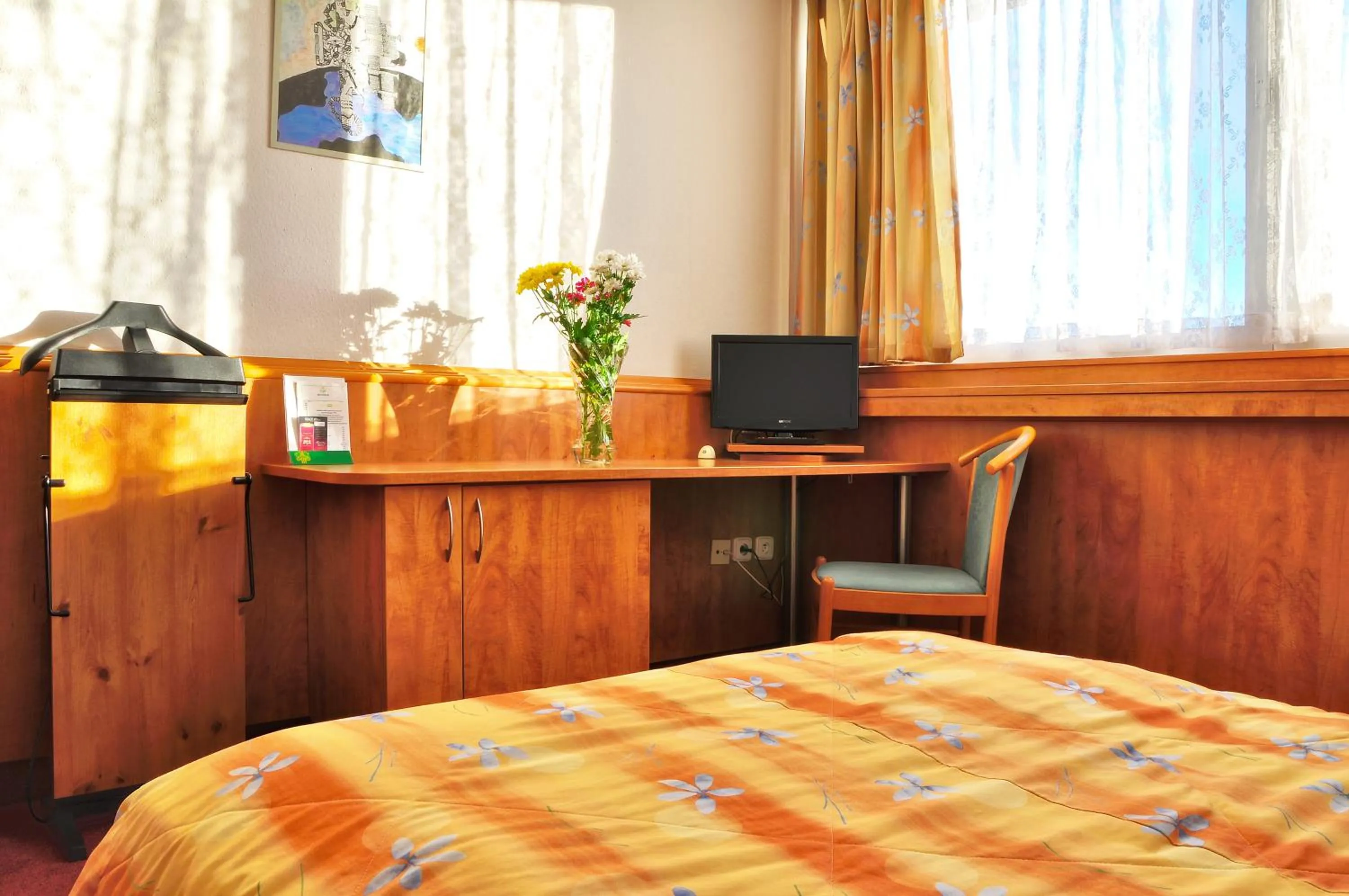 Bedroom, Bed in Hotel Olympik