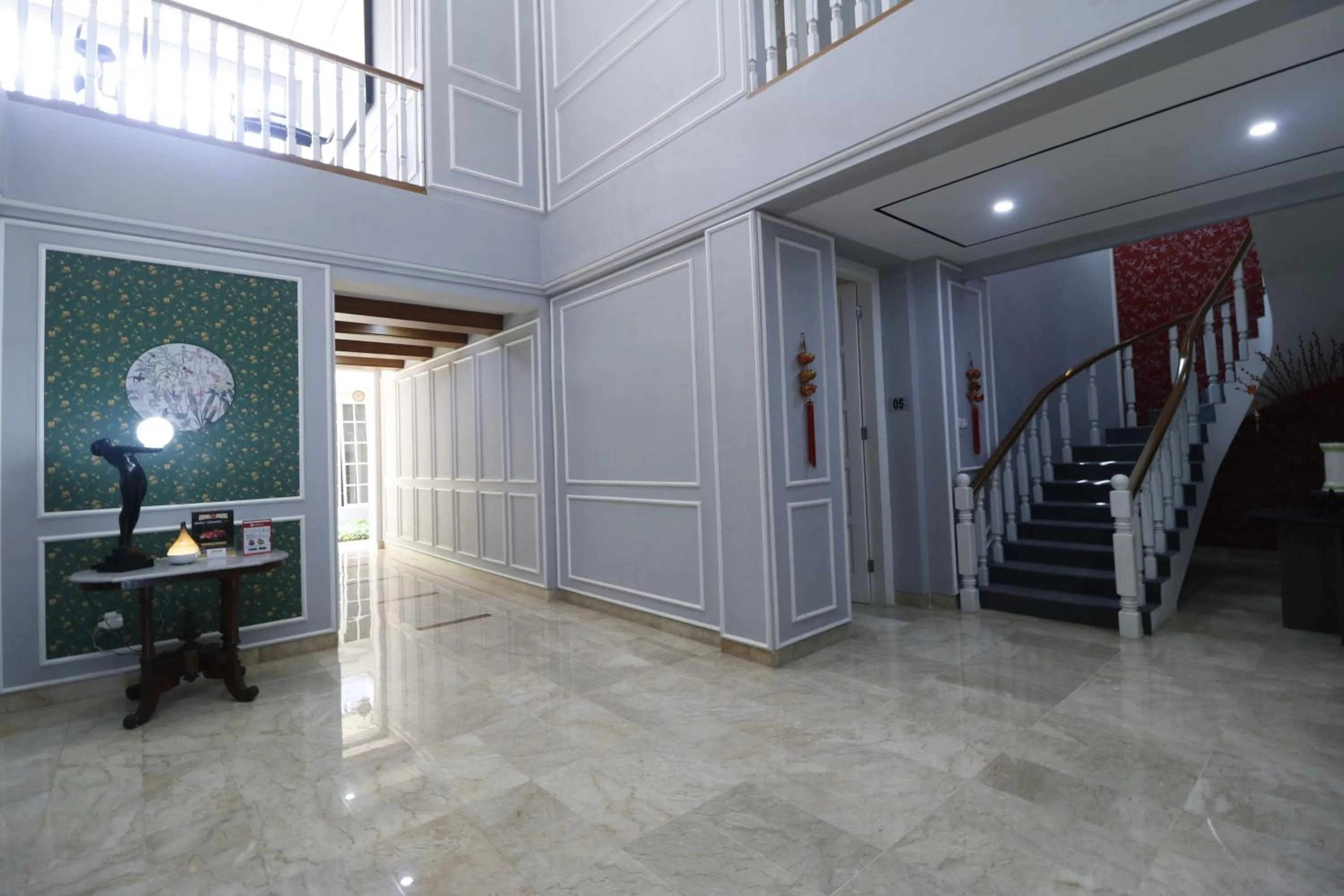 Lobby or reception in RedDoorz Premium near RS Pondok Indah