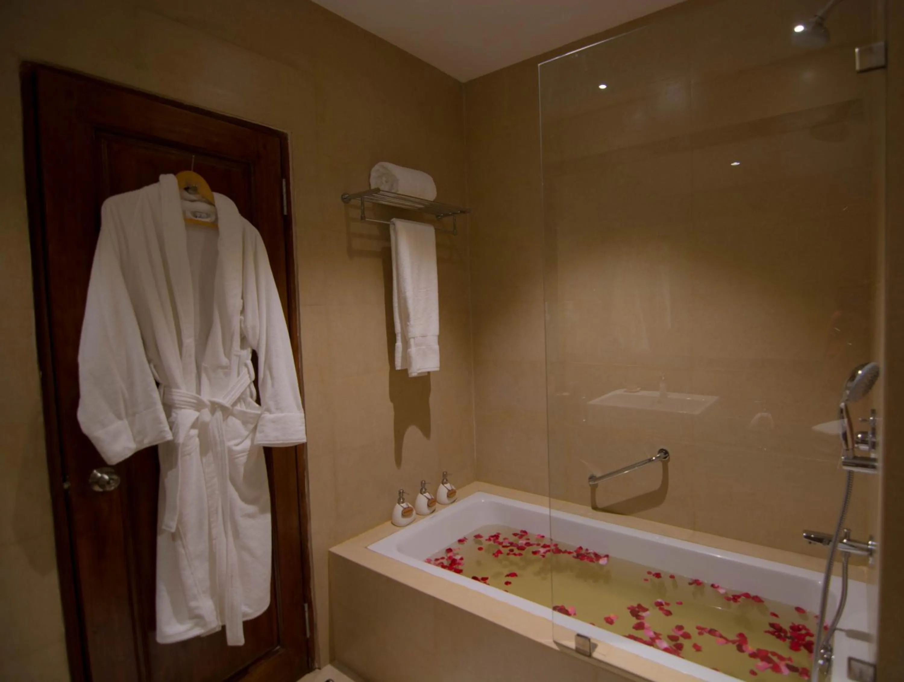 Bath in Norkhil Boutique Hotel & Spa