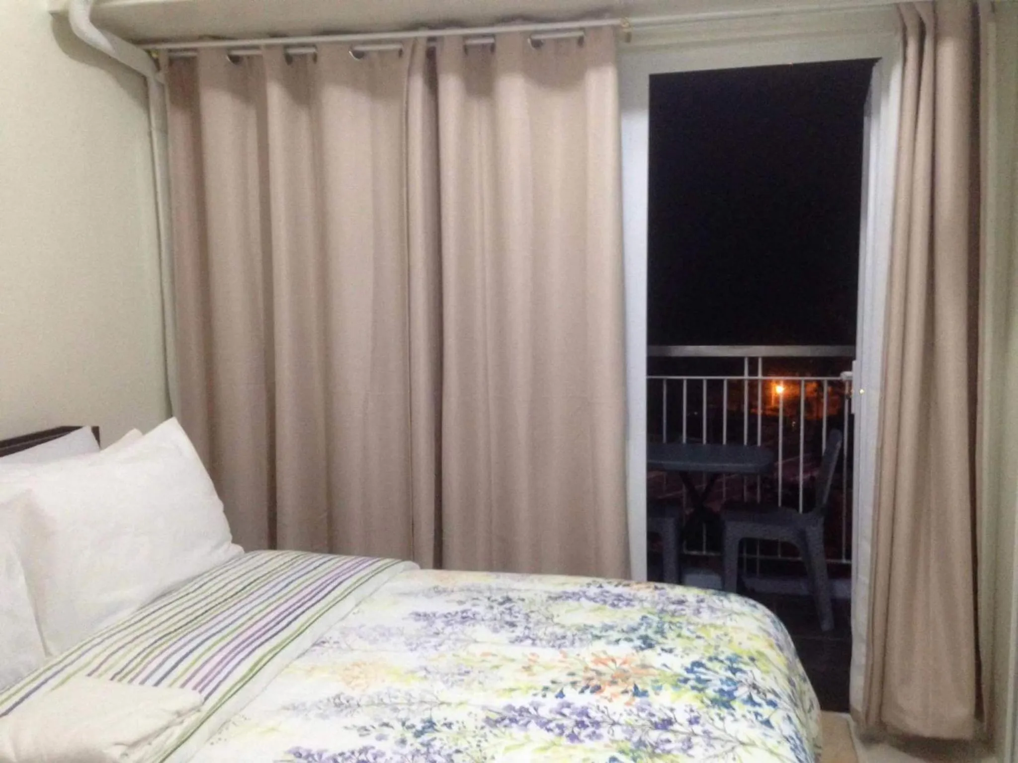 Bed in The Perfect Getaway