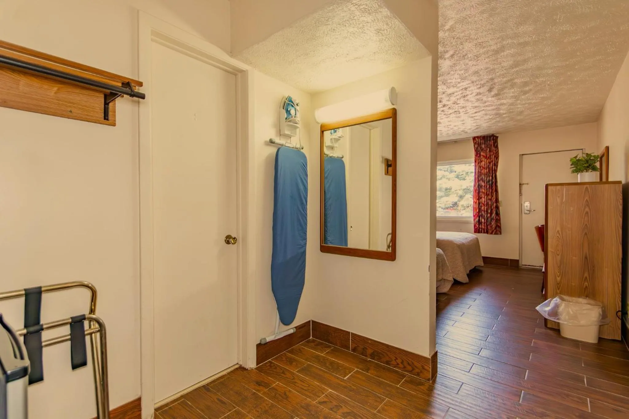 pet friendly in Americas Best Value Inn Ashtabula/Austinburg