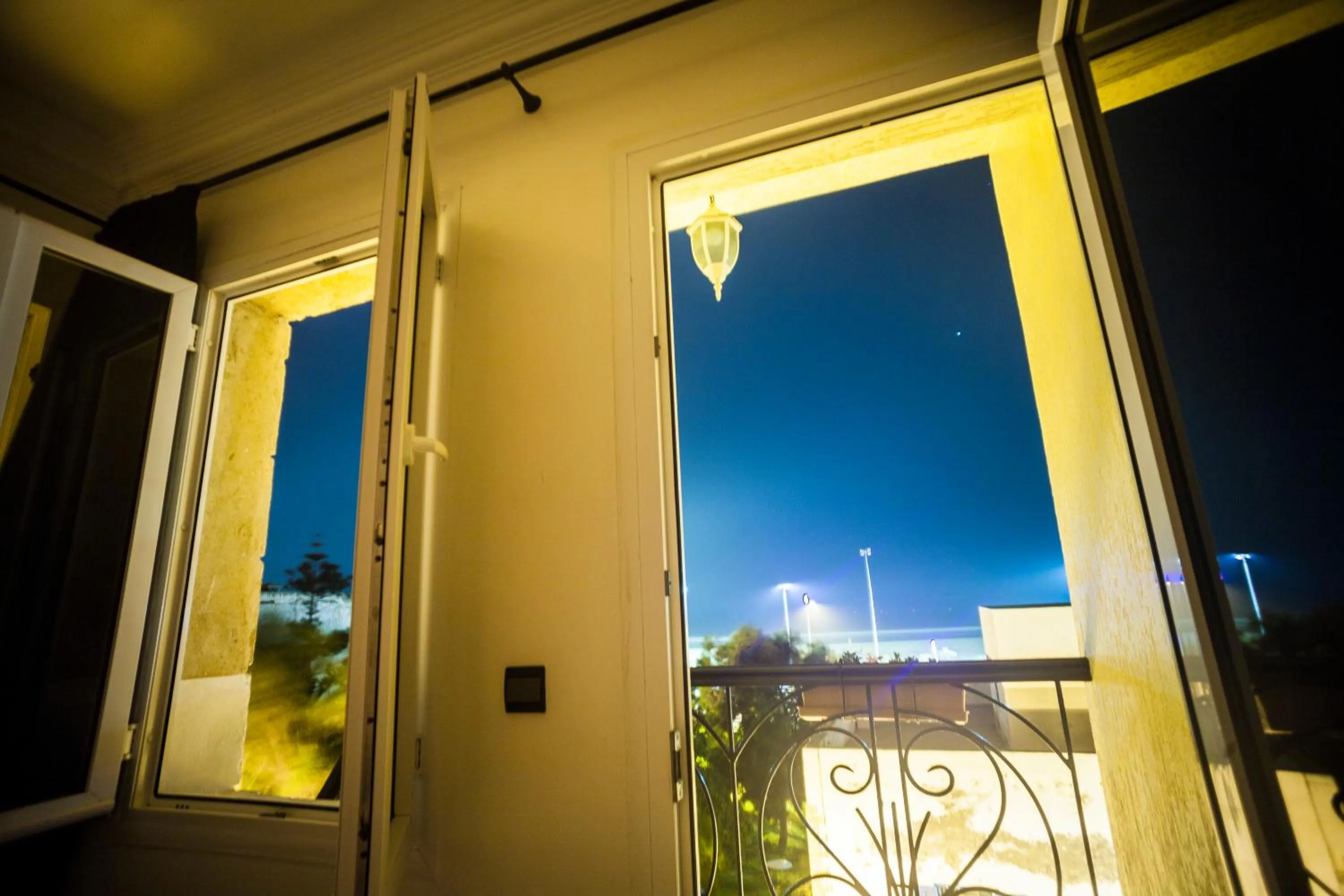 Night in Résidence Louzani