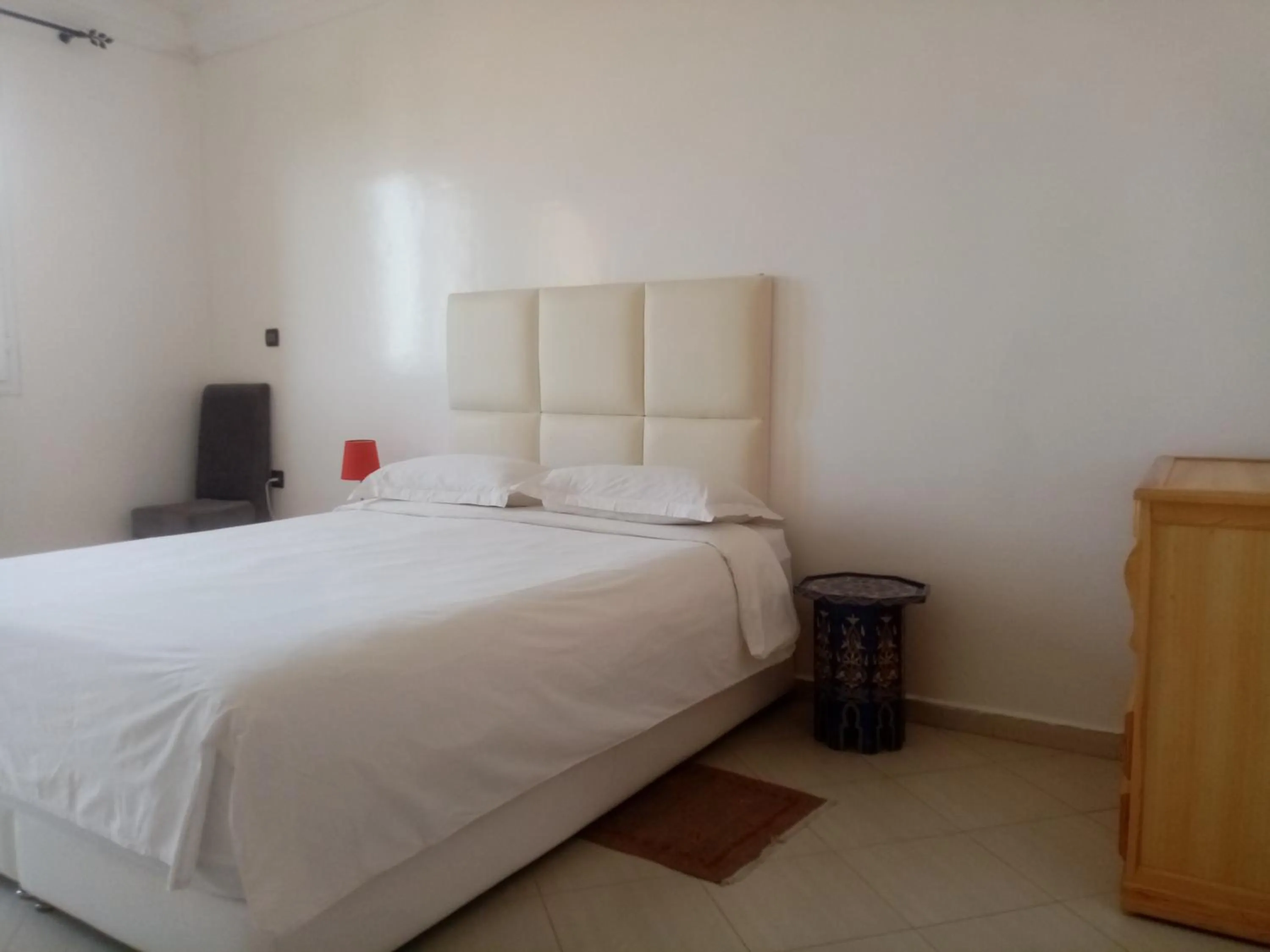 Bed in Résidence Louzani