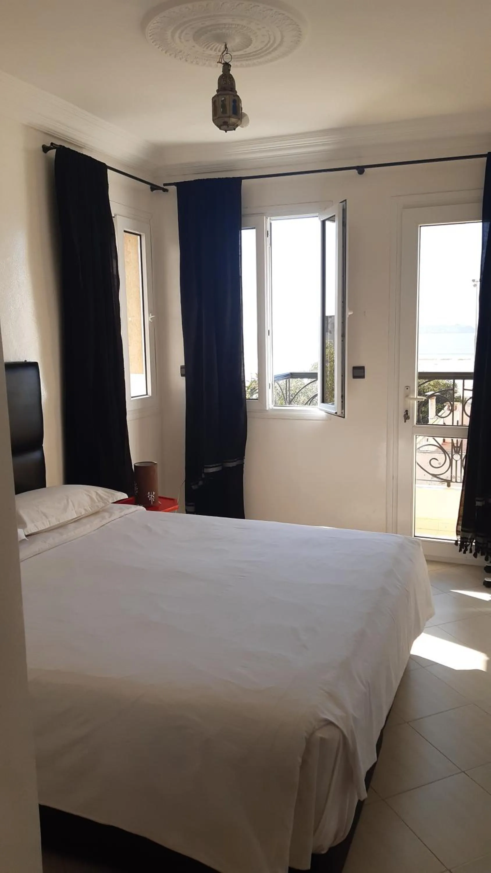 Balcony/Terrace, Bed in Résidence Louzani