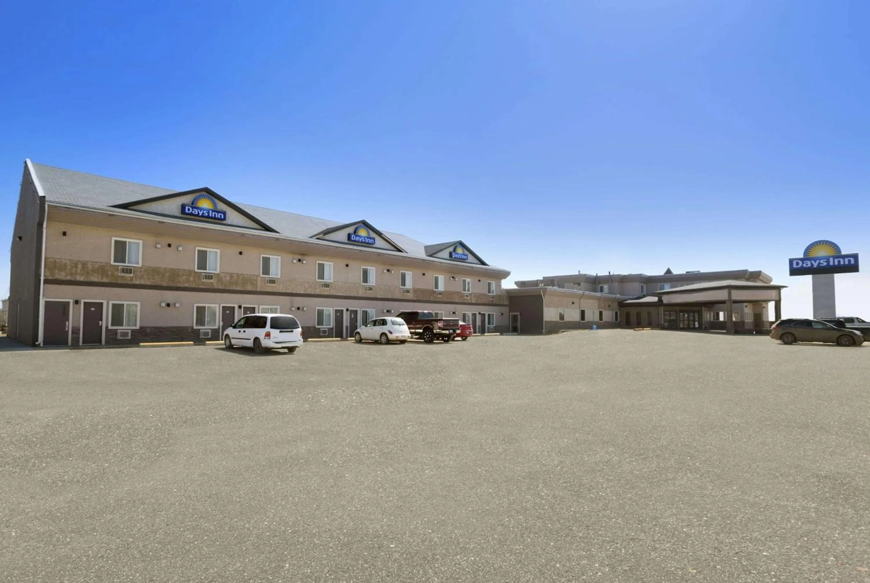 Property building in Days Inn by Wyndham High Level