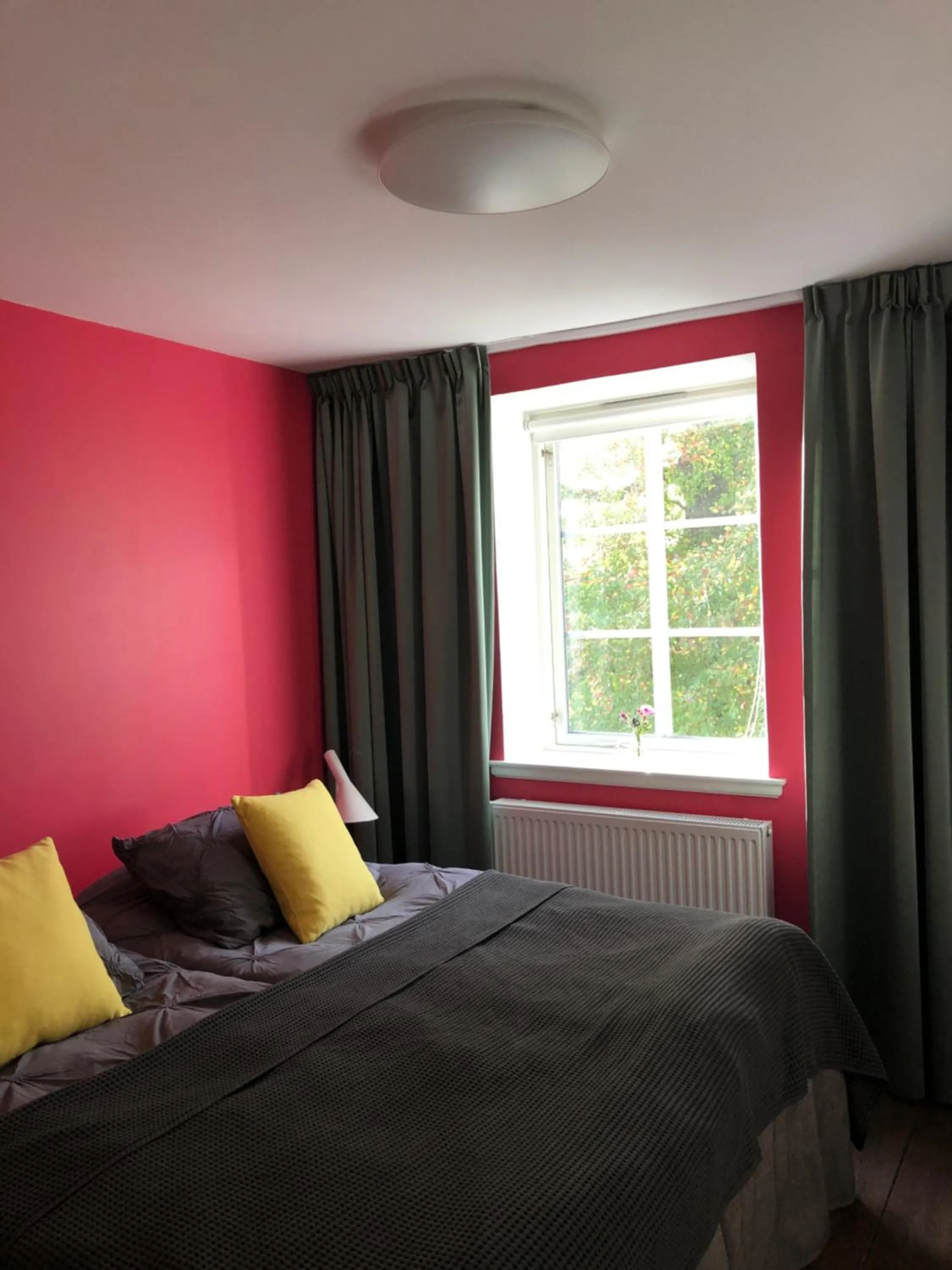 Double Room with Private Bathroom - single occupancy in Tastecelebration Residence